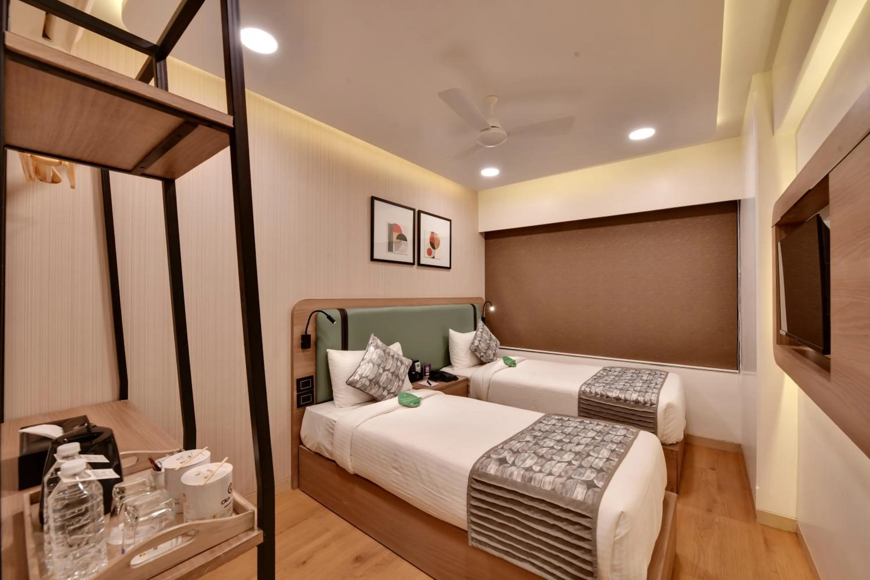 Bed in Click Hotels Andheri MIDC