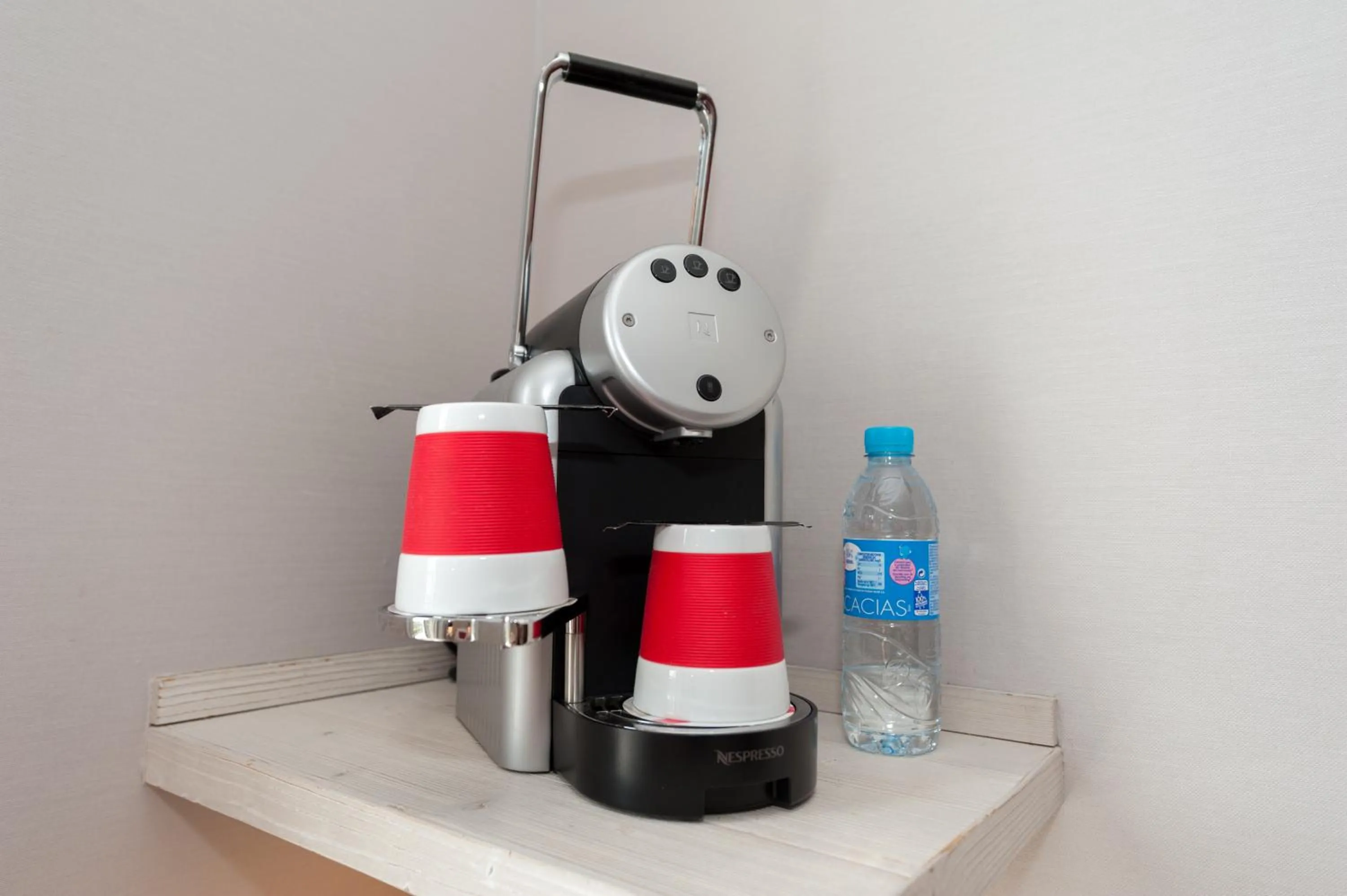 Coffee/tea facilities in Hôtel le 209 Paris Bercy