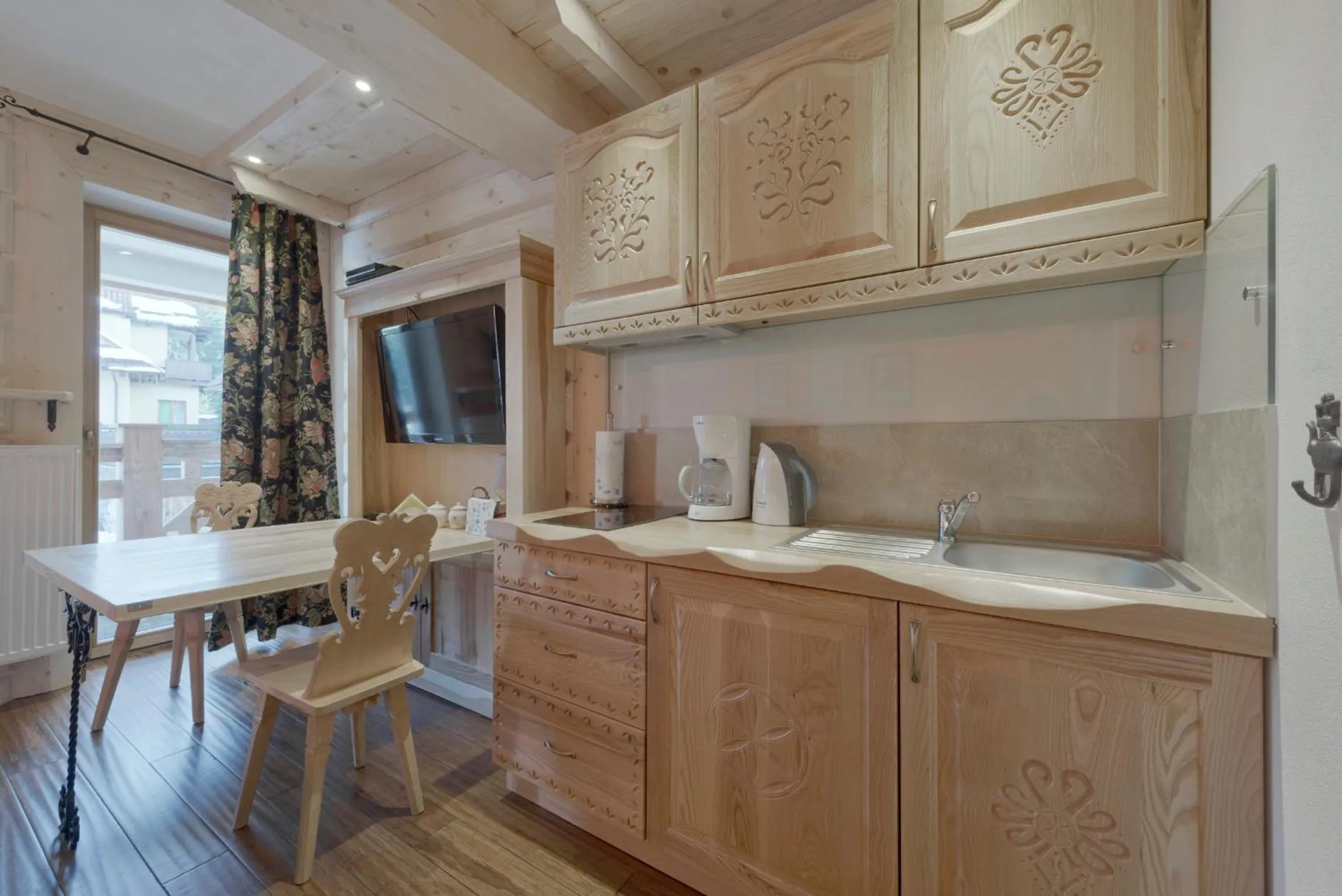 Kitchen or kitchenette in Willa Tatiana Lux