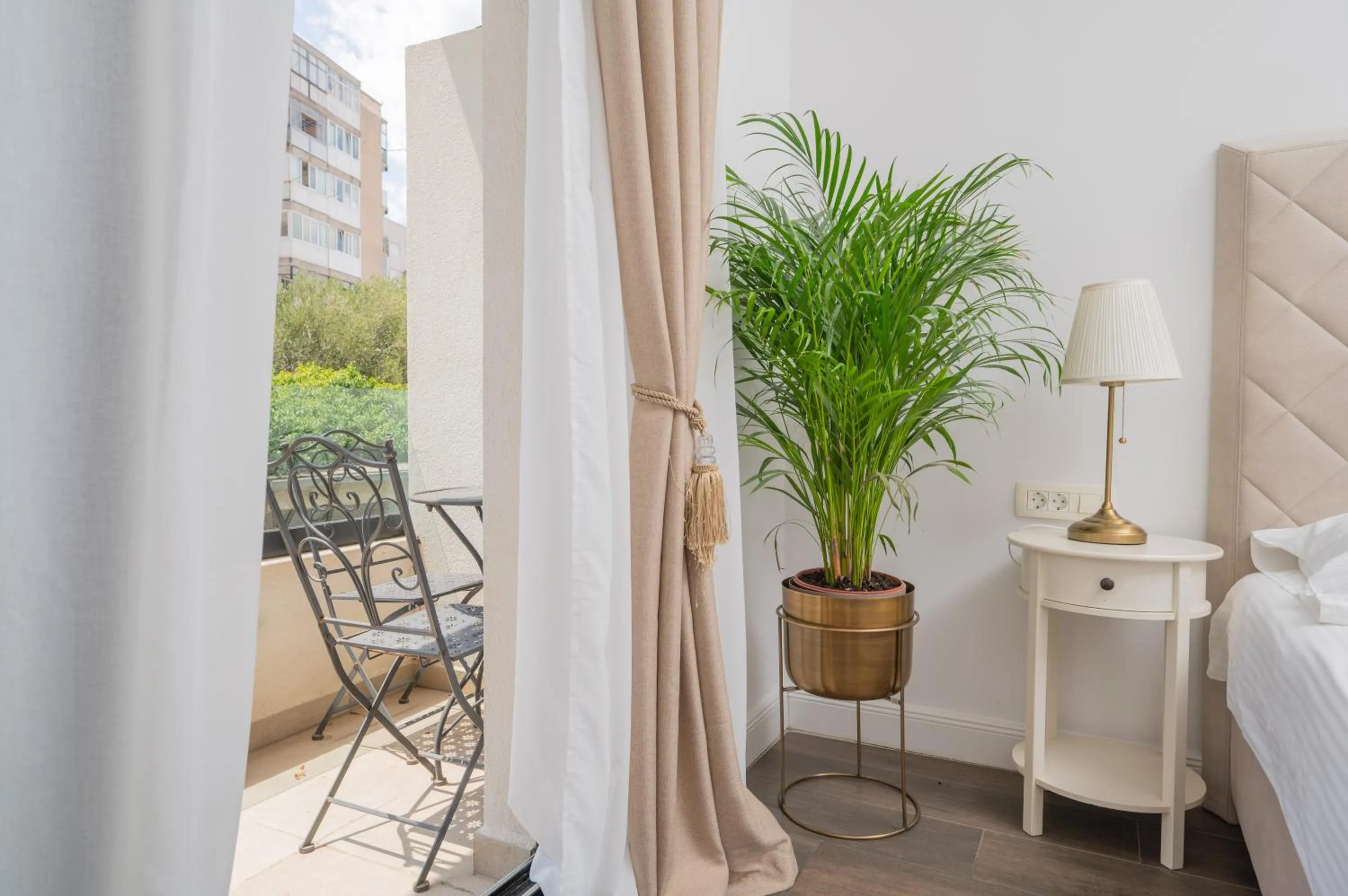 Day, Bed in Samstag Split