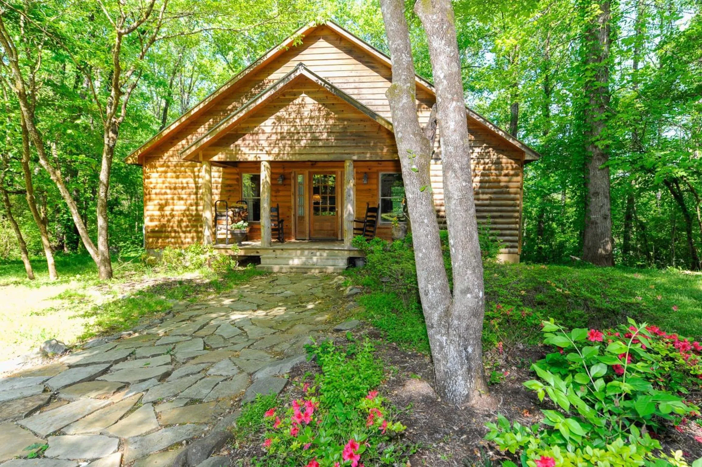 Bathroom in Dancing Bear Lodge