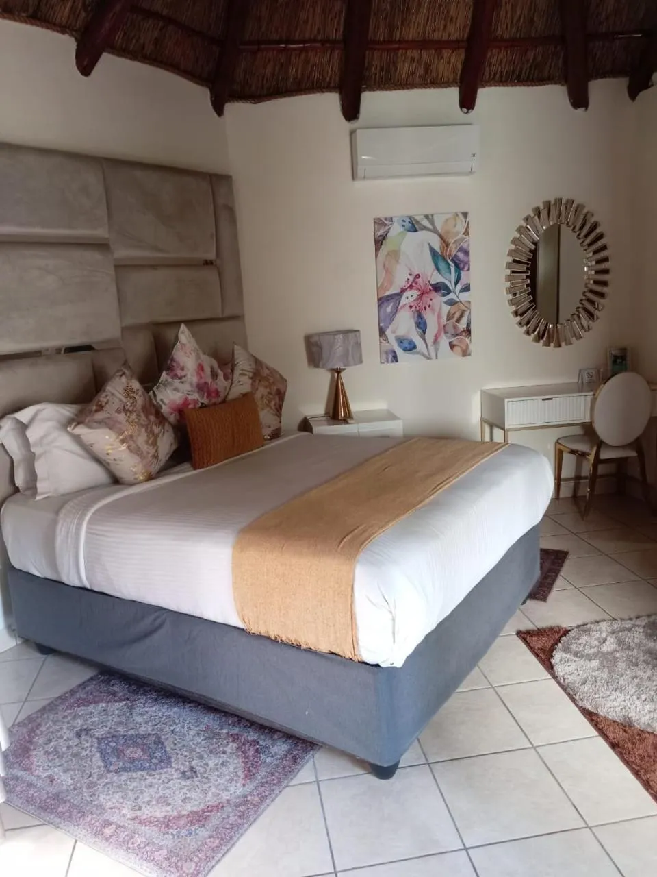 Bed in Ecotel Midrand