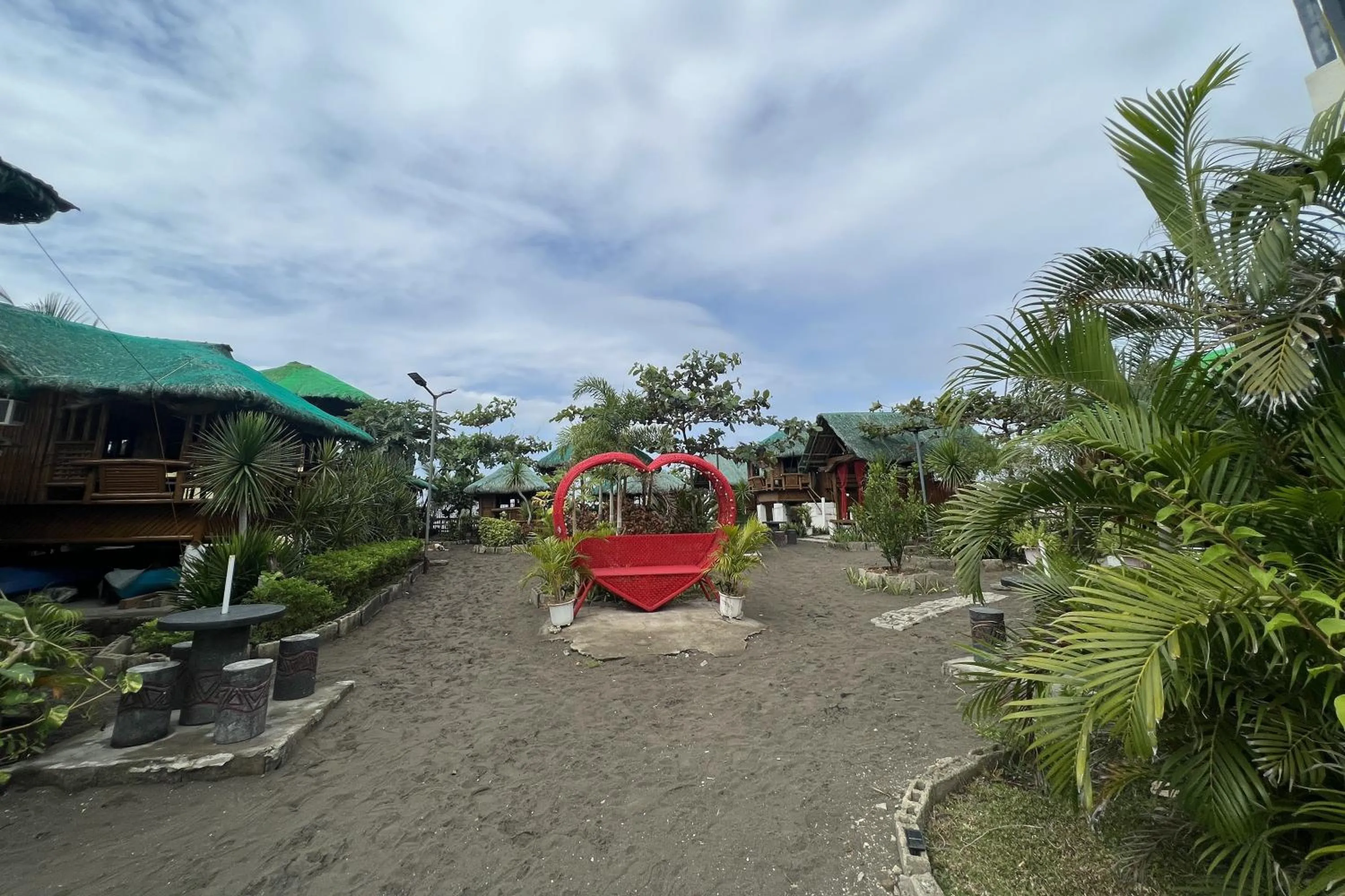 Area and facilities in Lover's Point Beach Front Resort