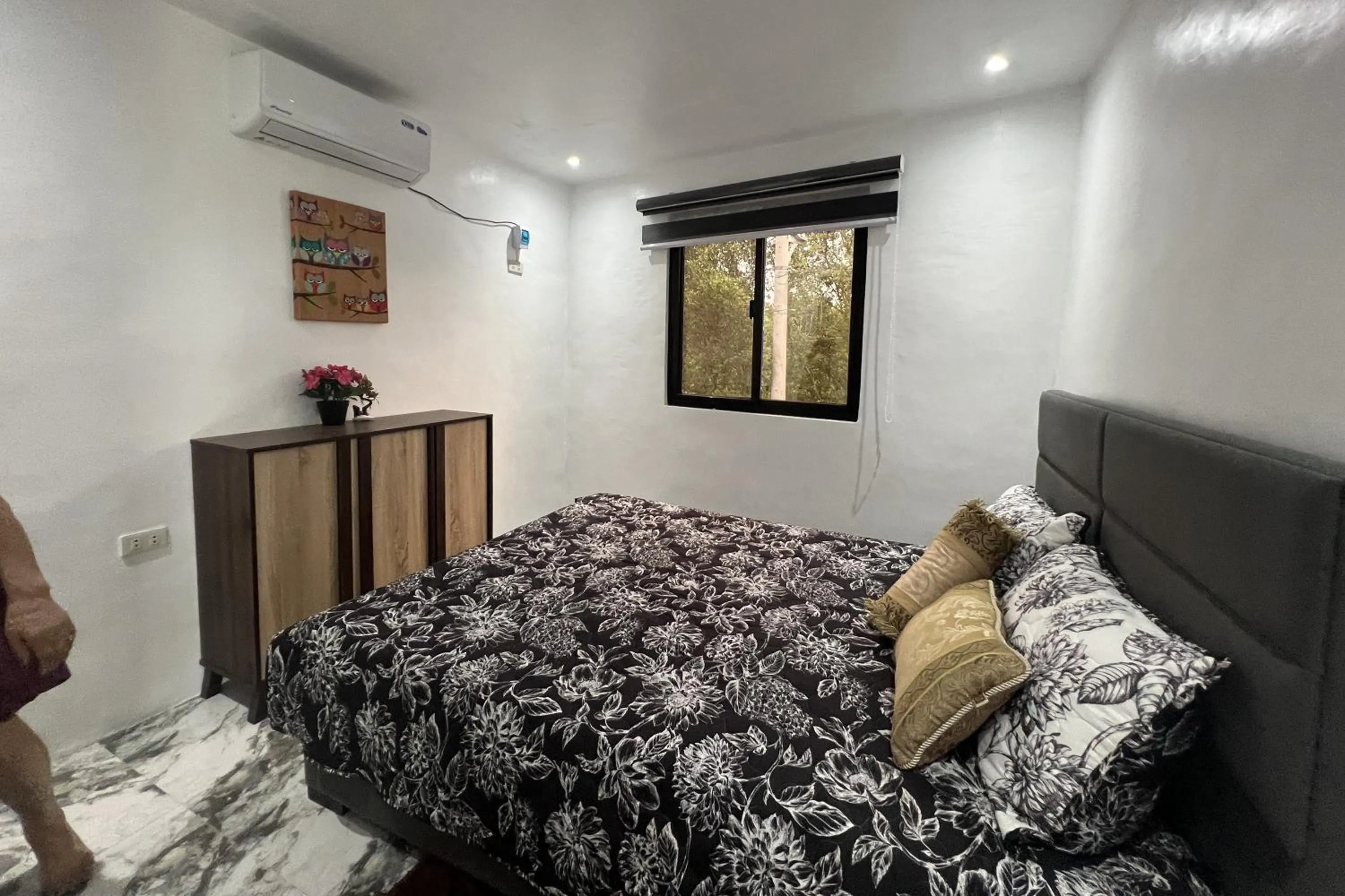 Bedroom, Bed in Lover's Point Beach Front Resort