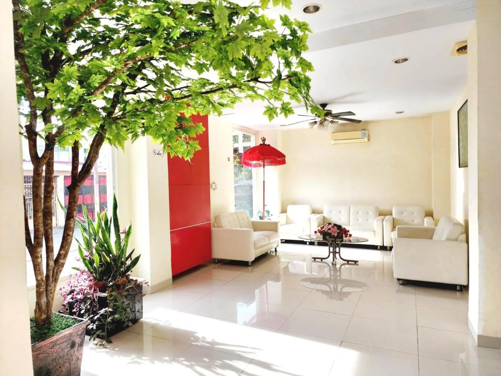 Living room in HOTEL BALI MAKASSAR