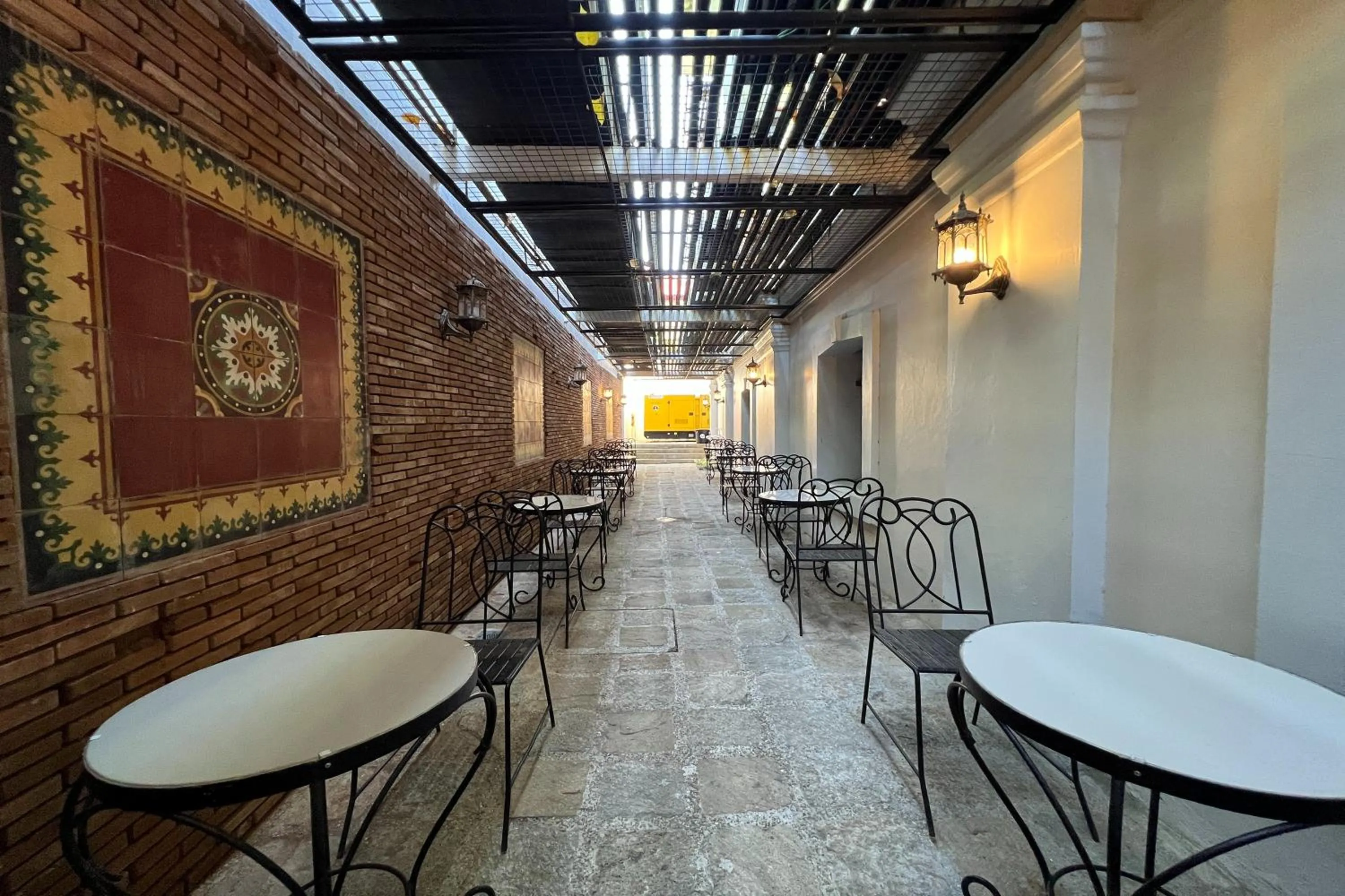 Restaurant/places to eat in NSCC Casa De Vigan