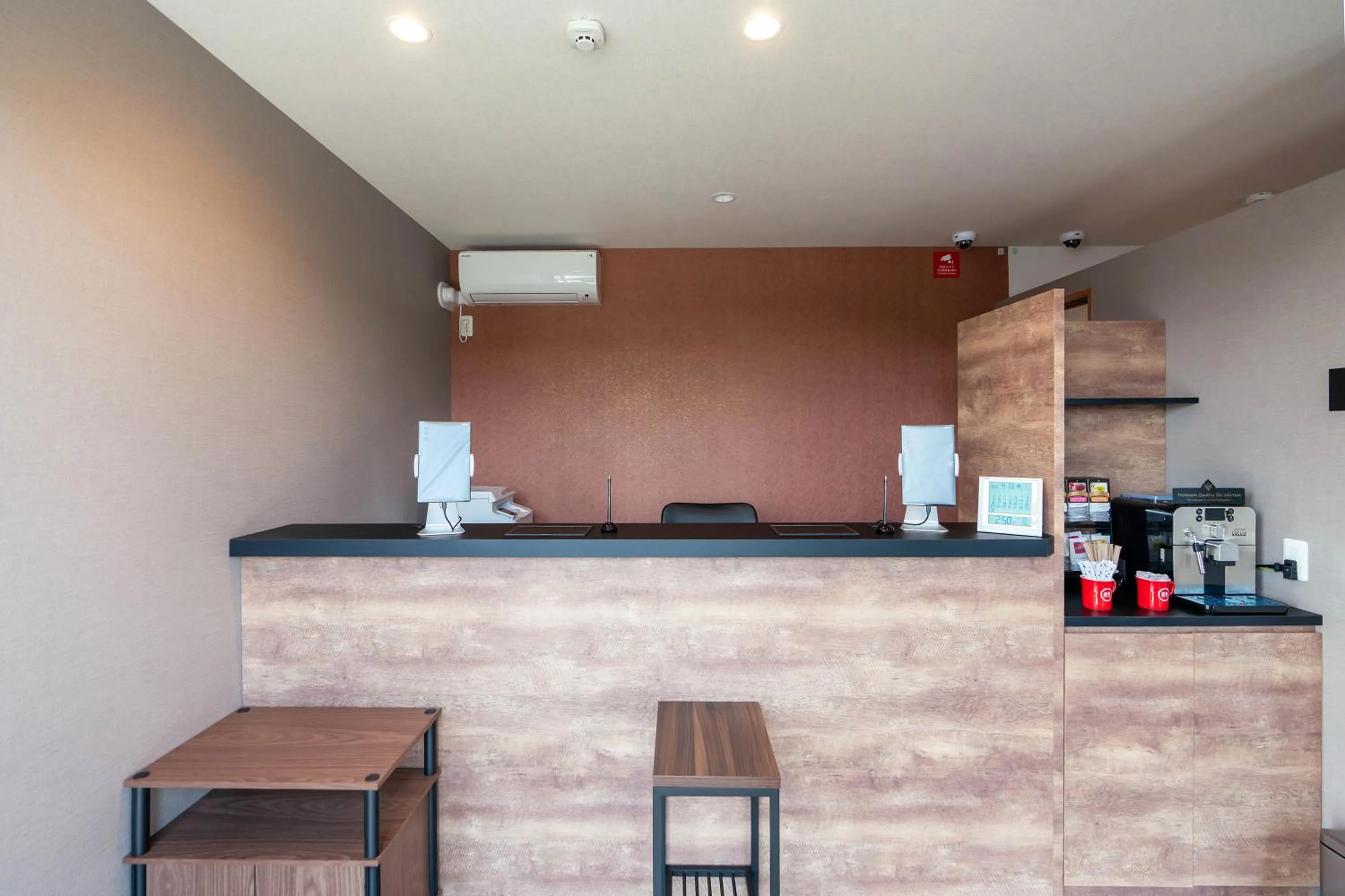 Lobby or reception in HOTEL R9 The Yard Fujioka