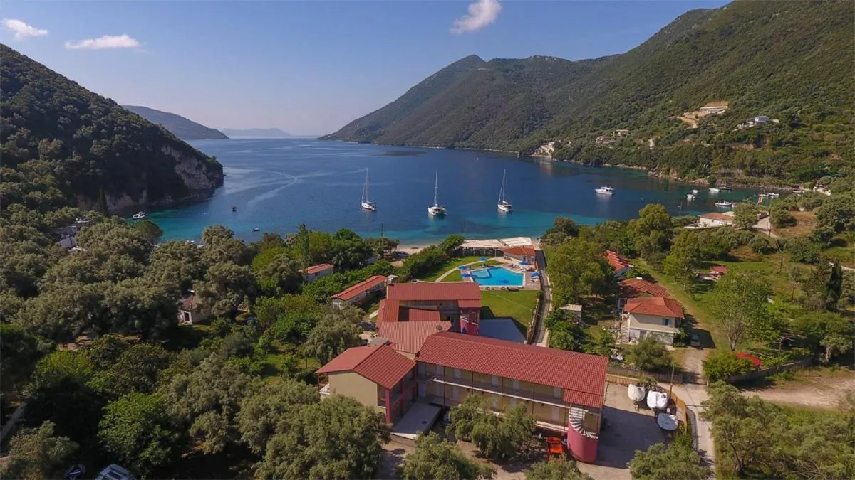 Property building in Menes Hotel