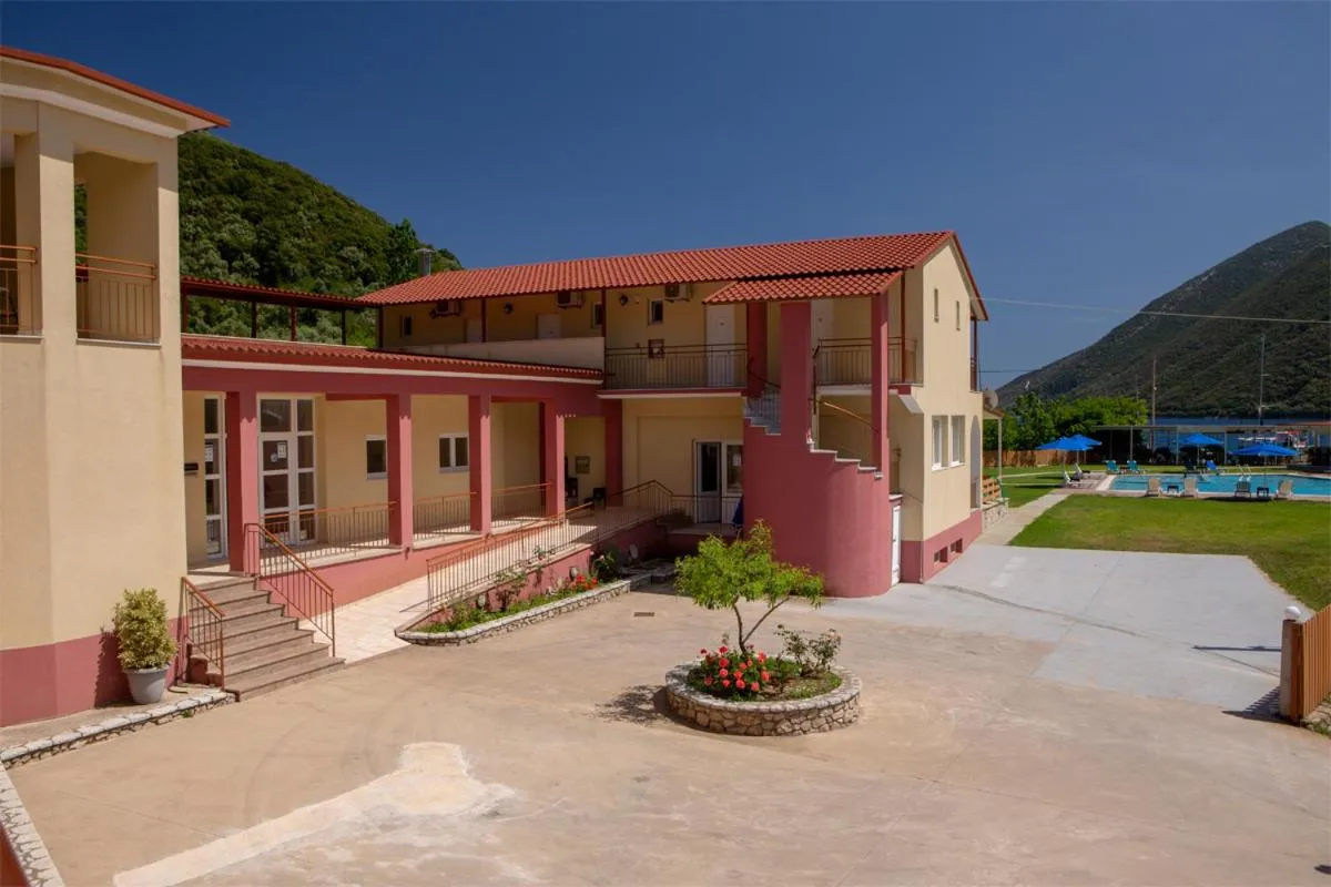 Property building in Menes Hotel