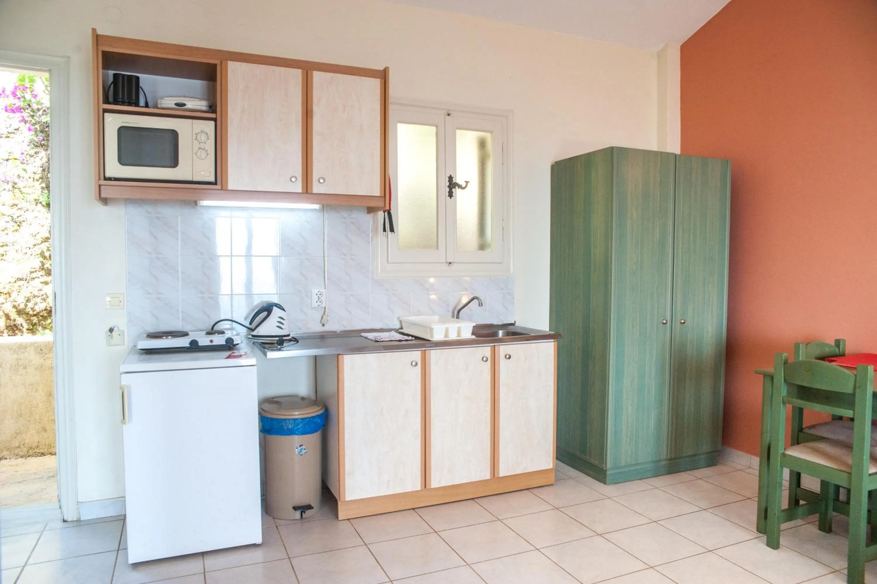 Kitchen or kitchenette in Mouikis Sun Village