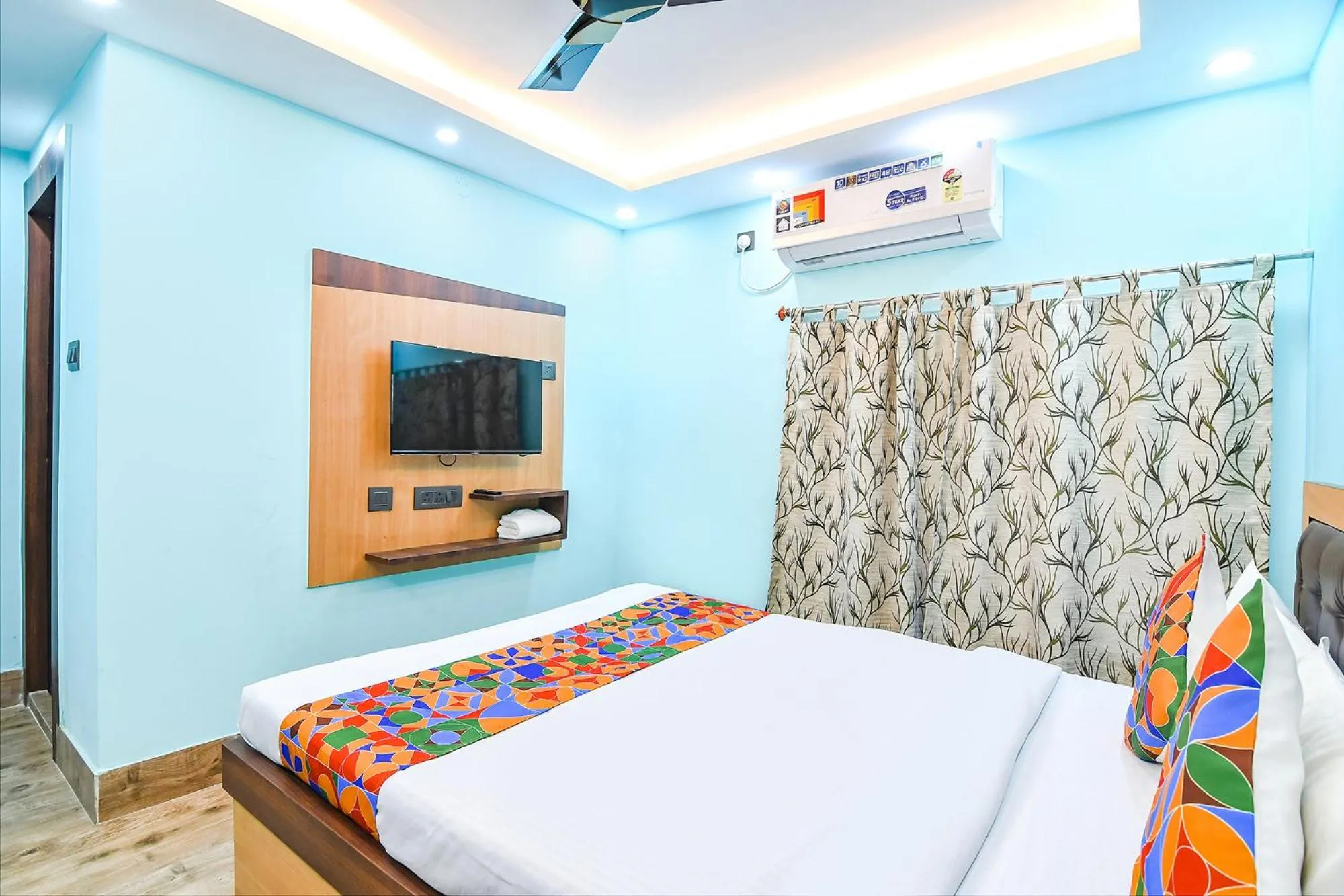 Bed in FabHotel D Park