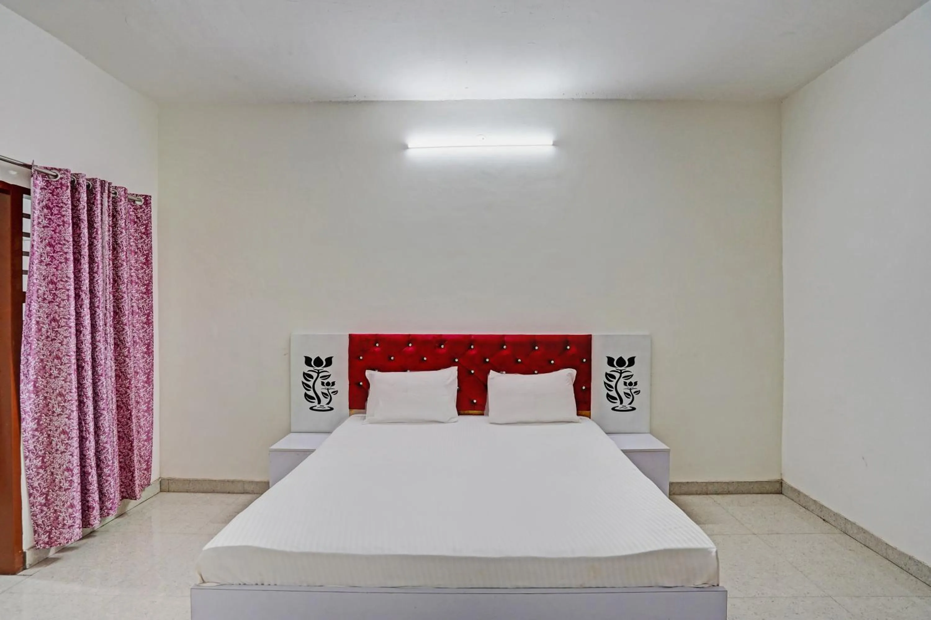 Bedroom, Bed in Hotel O Chawla's Hotel & Restaurant