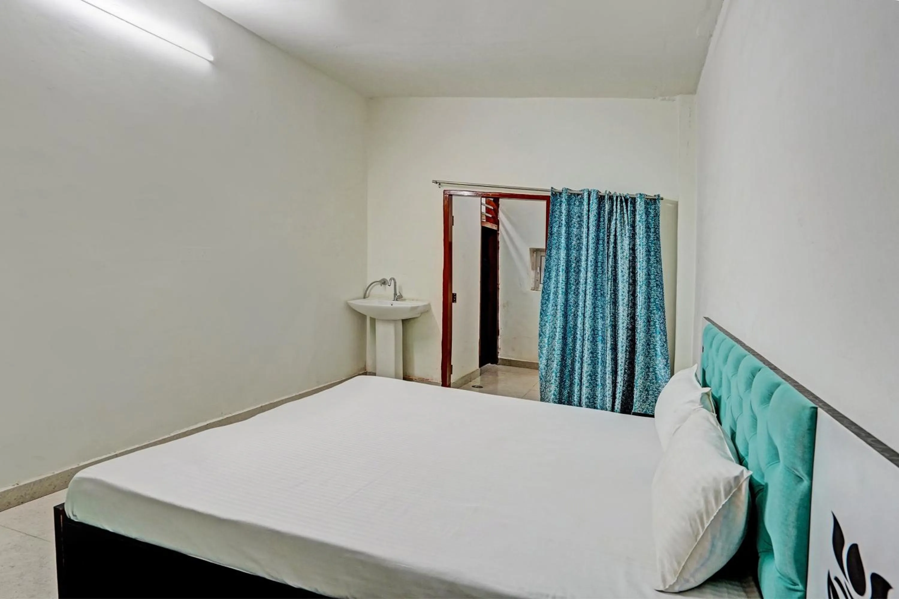 Bedroom, Bed in Hotel O Chawla's Hotel & Restaurant