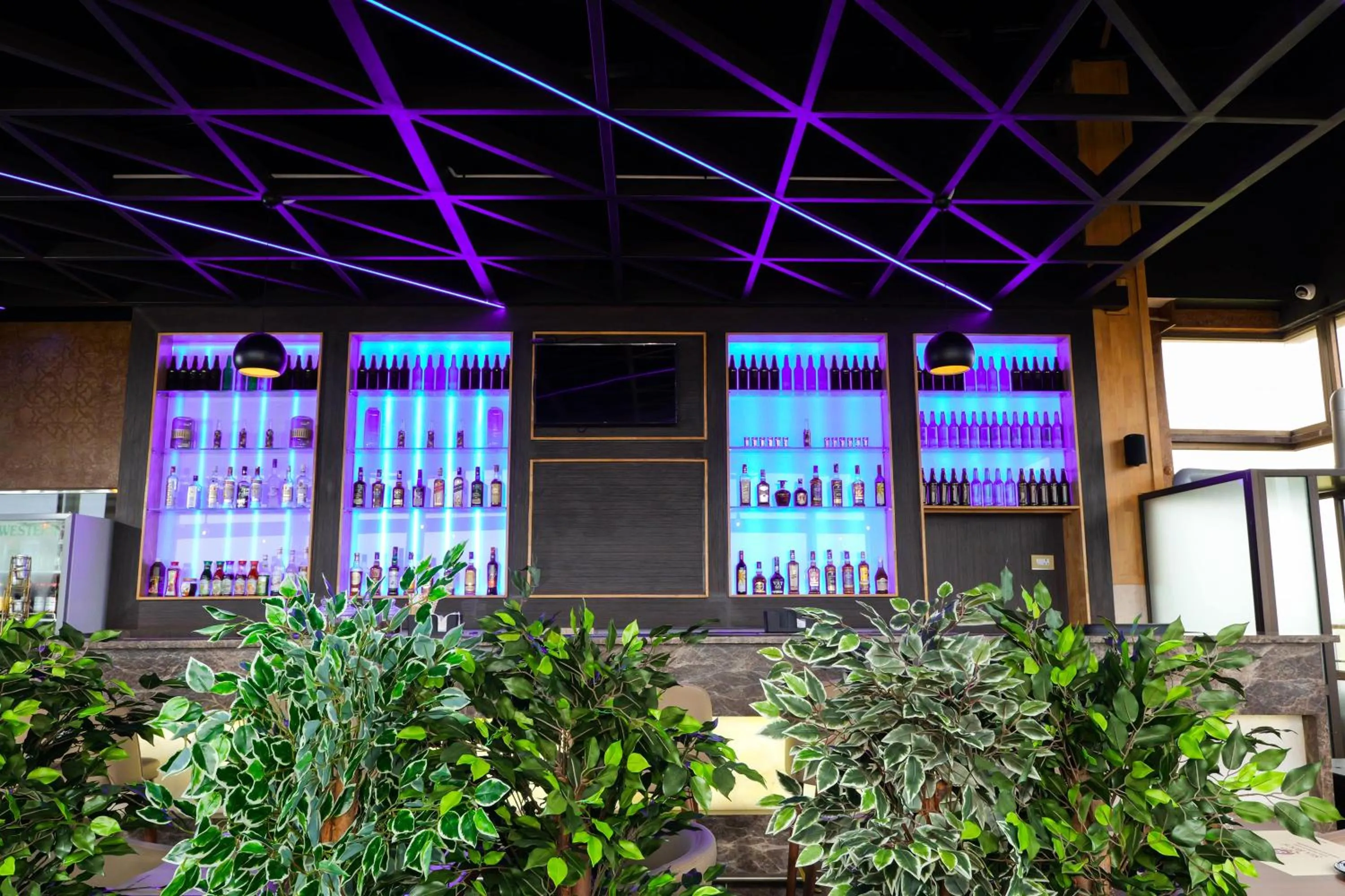 Restaurant/places to eat in UVA MANISH