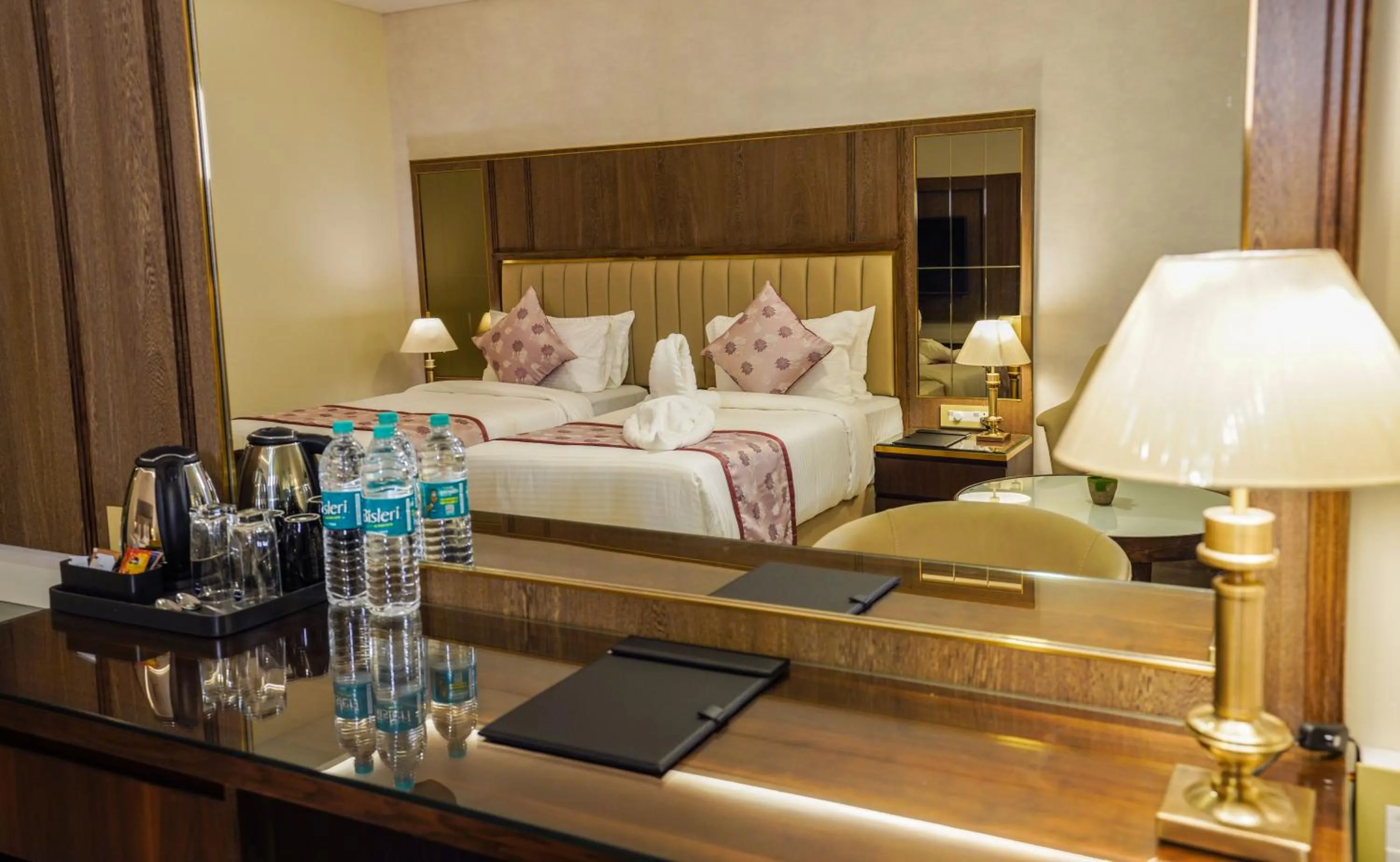 hair dresser in UVA MANISH