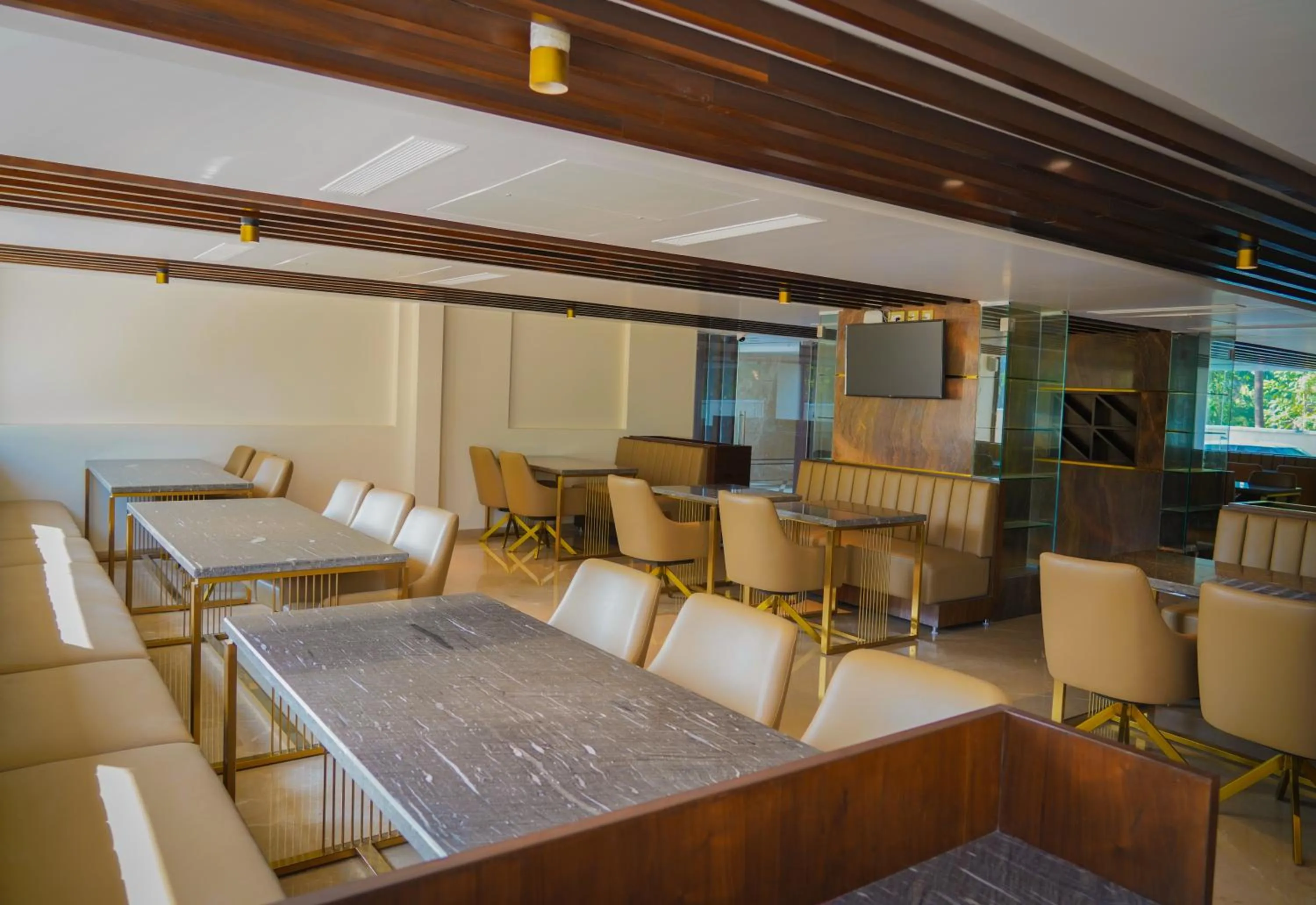 Restaurant/places to eat in UVA MANISH