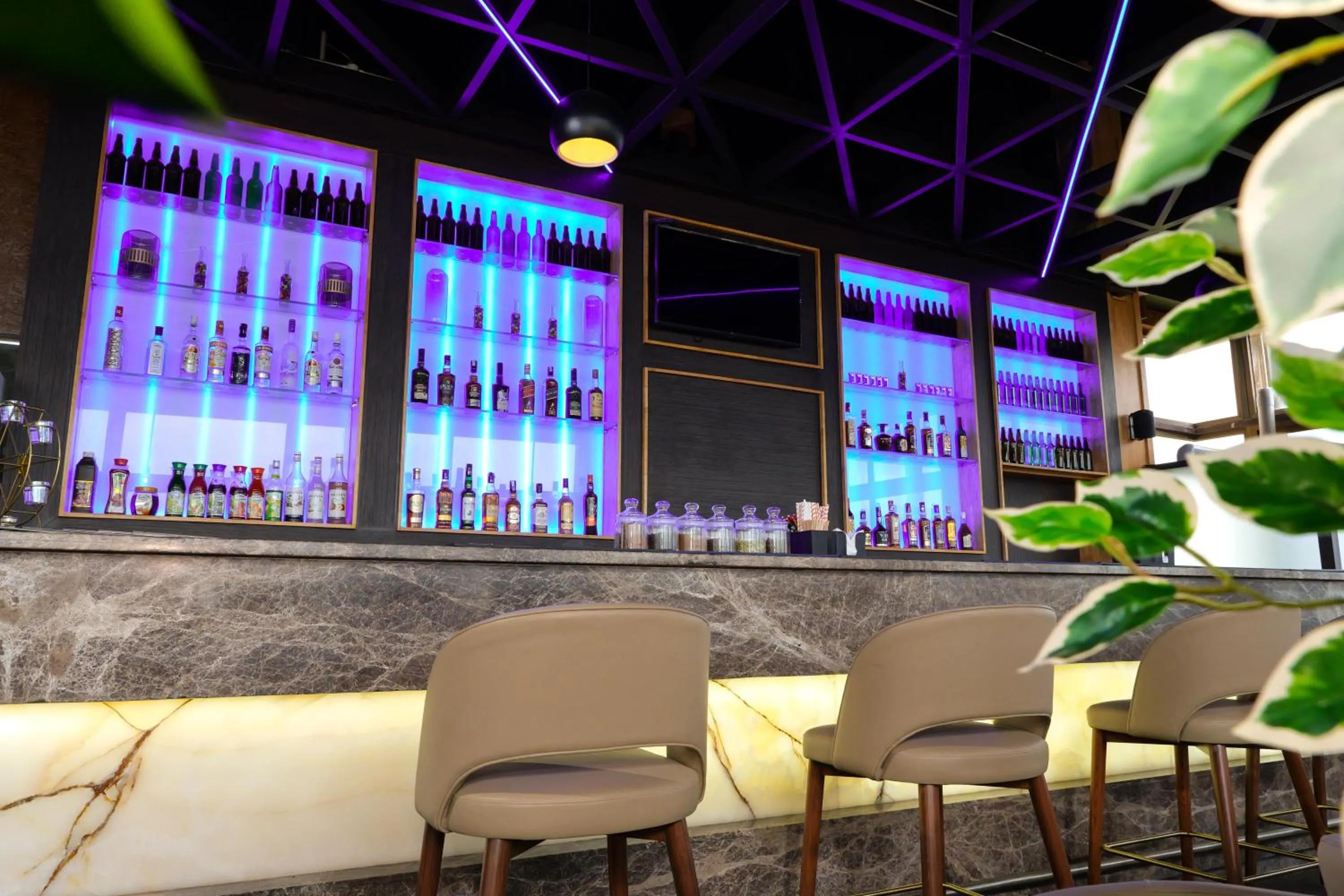 Restaurant/places to eat in UVA MANISH