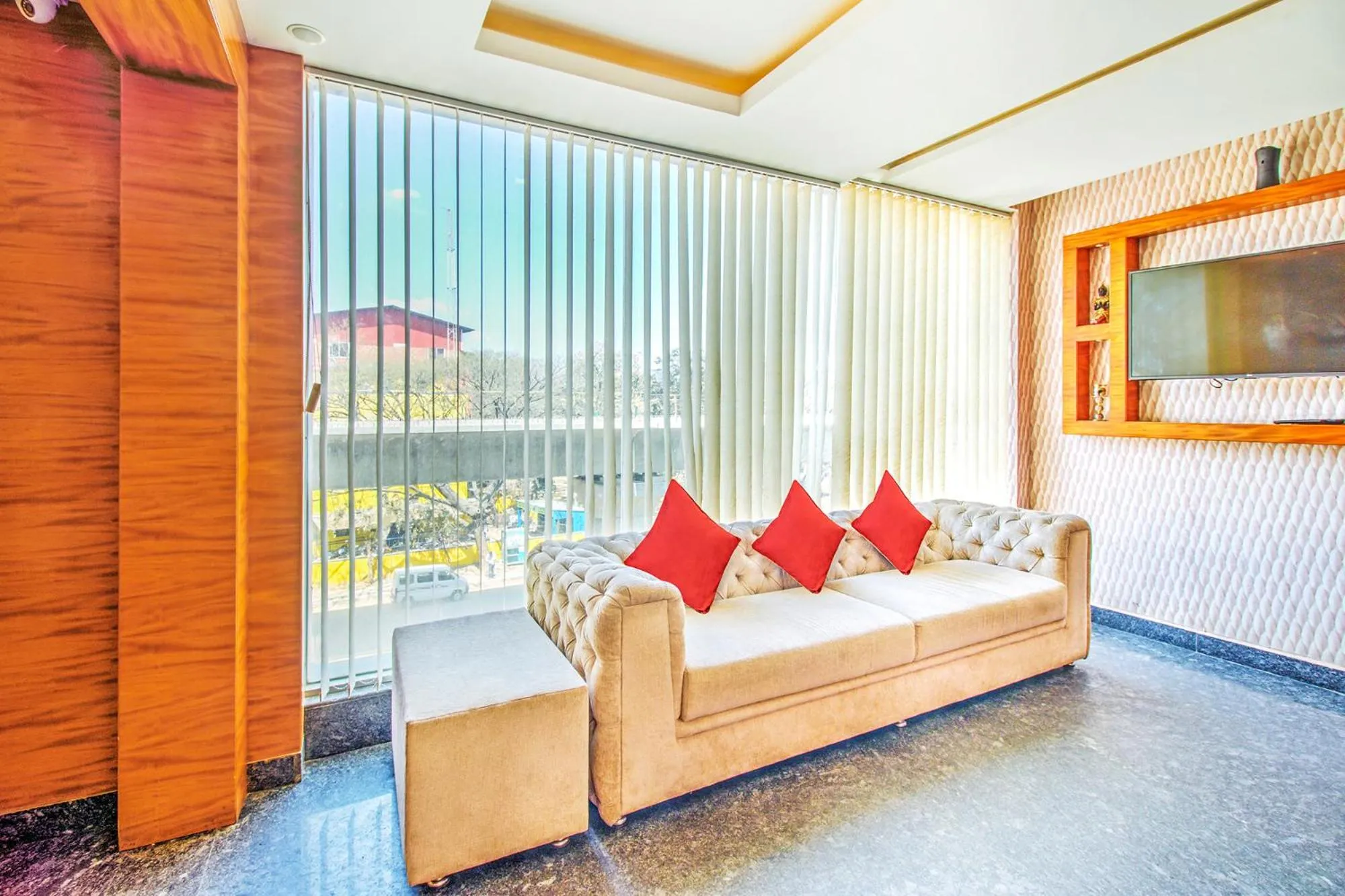 TV and multimedia in FabHotel Royal Stay I - Nr Mahadevpura