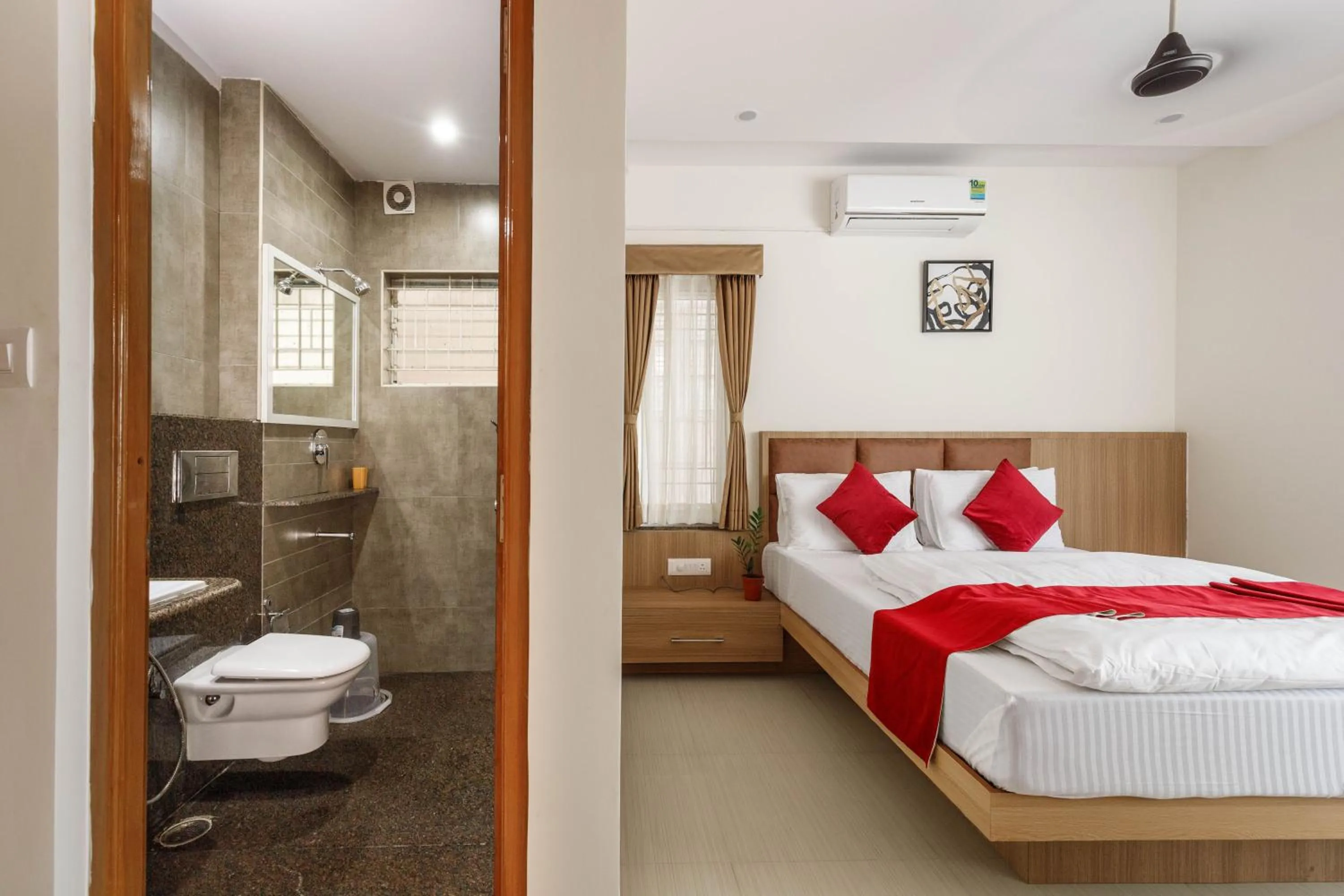 Bedroom, Bed in Sunlight Serviced Apartments