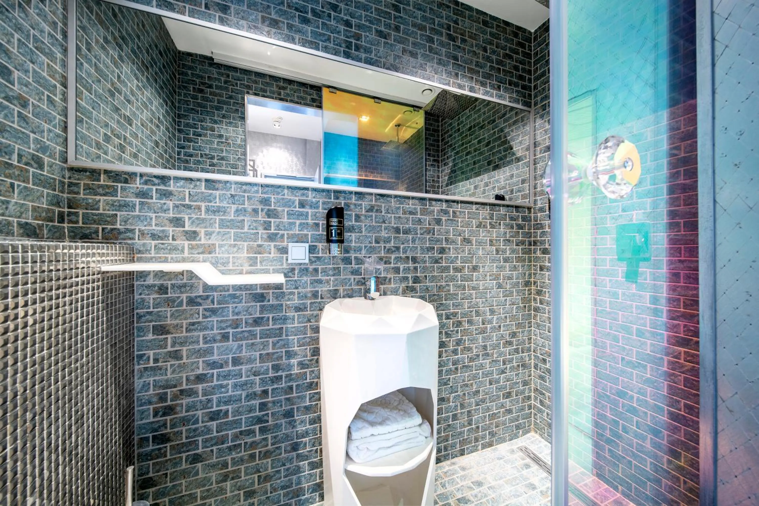 Bathroom in Diamond Capsule Hotel Amsterdam South