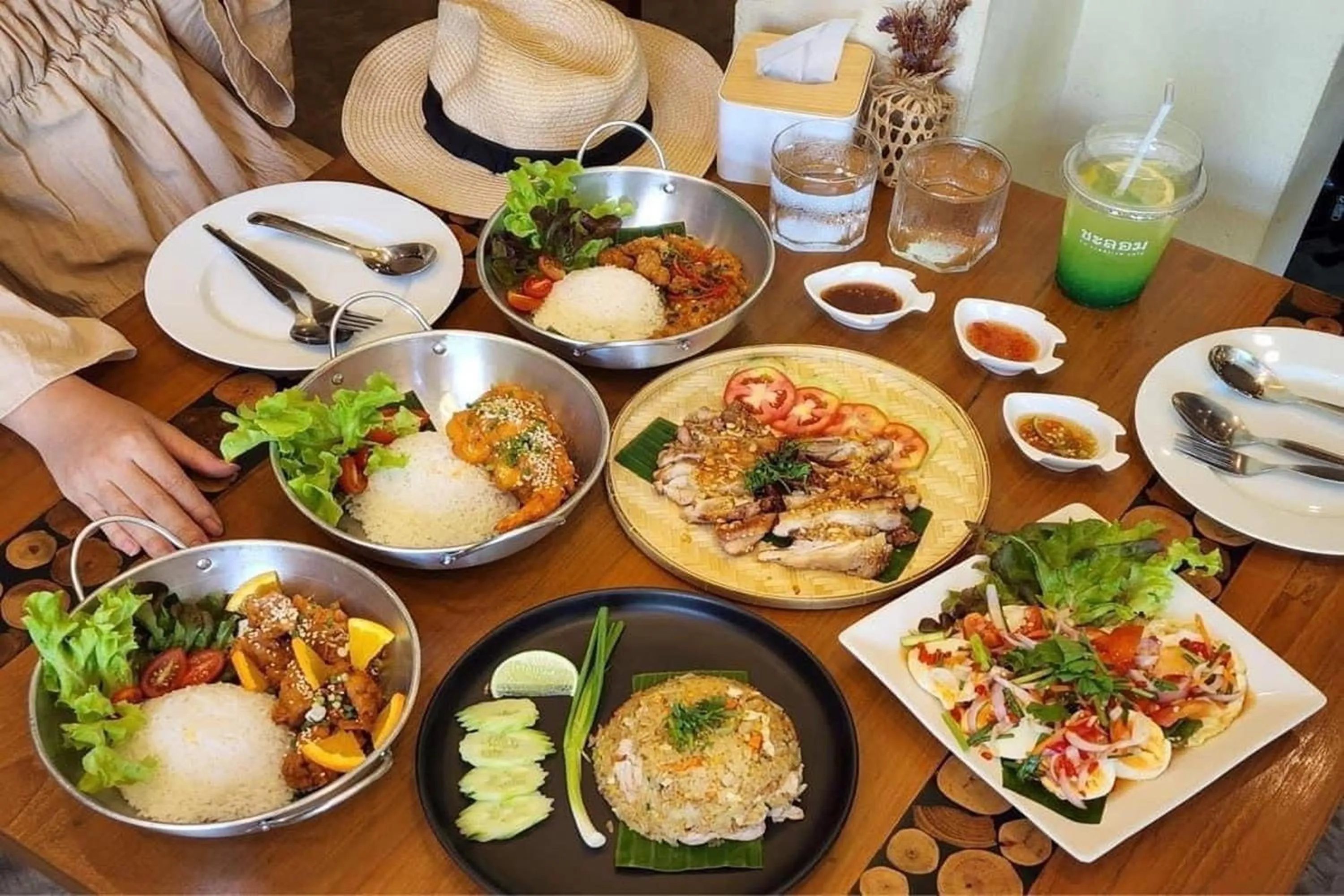 Food and drinks in Delio Boutique Hotel