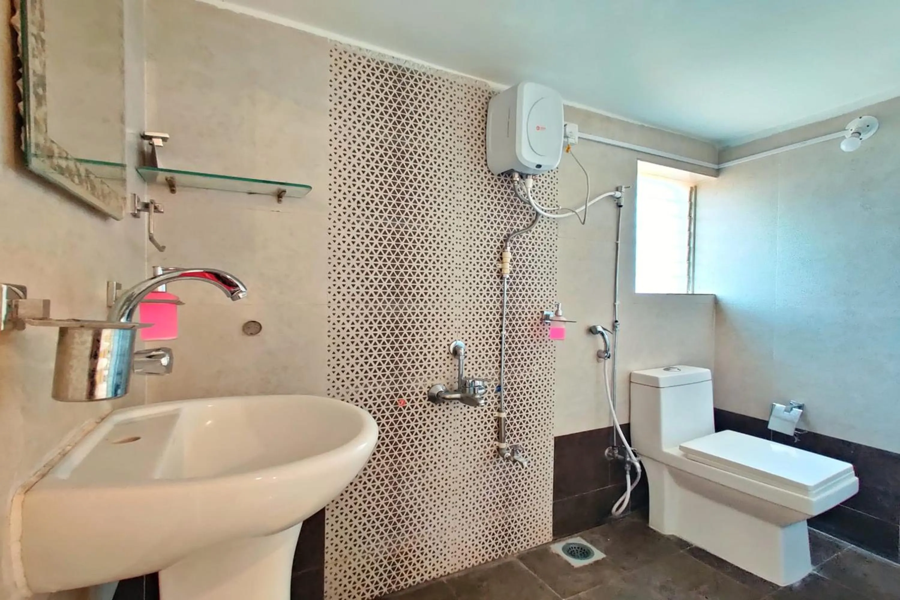 Shower in Strawberry Land Resort