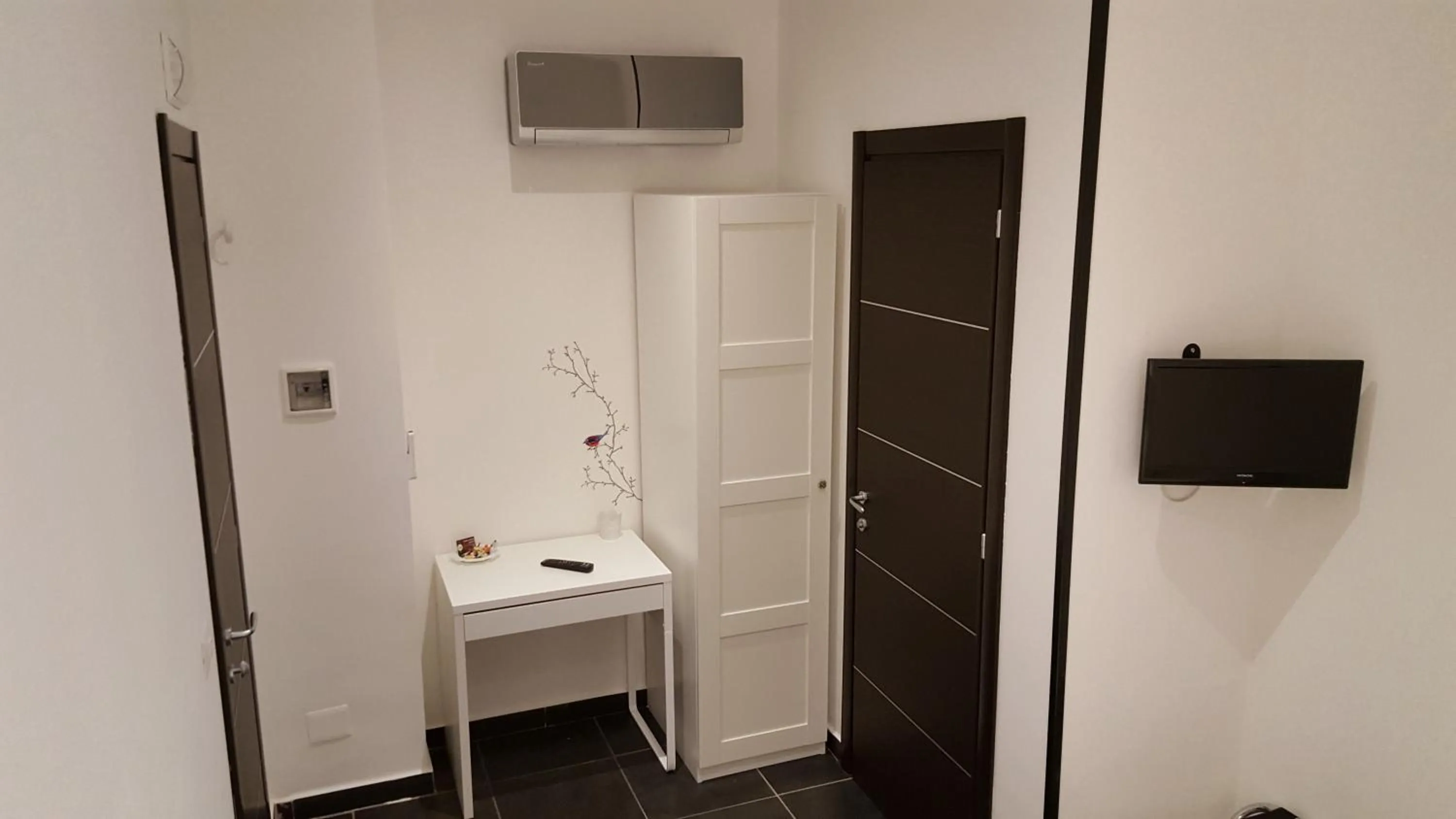 TV and multimedia in Hotel Ascot