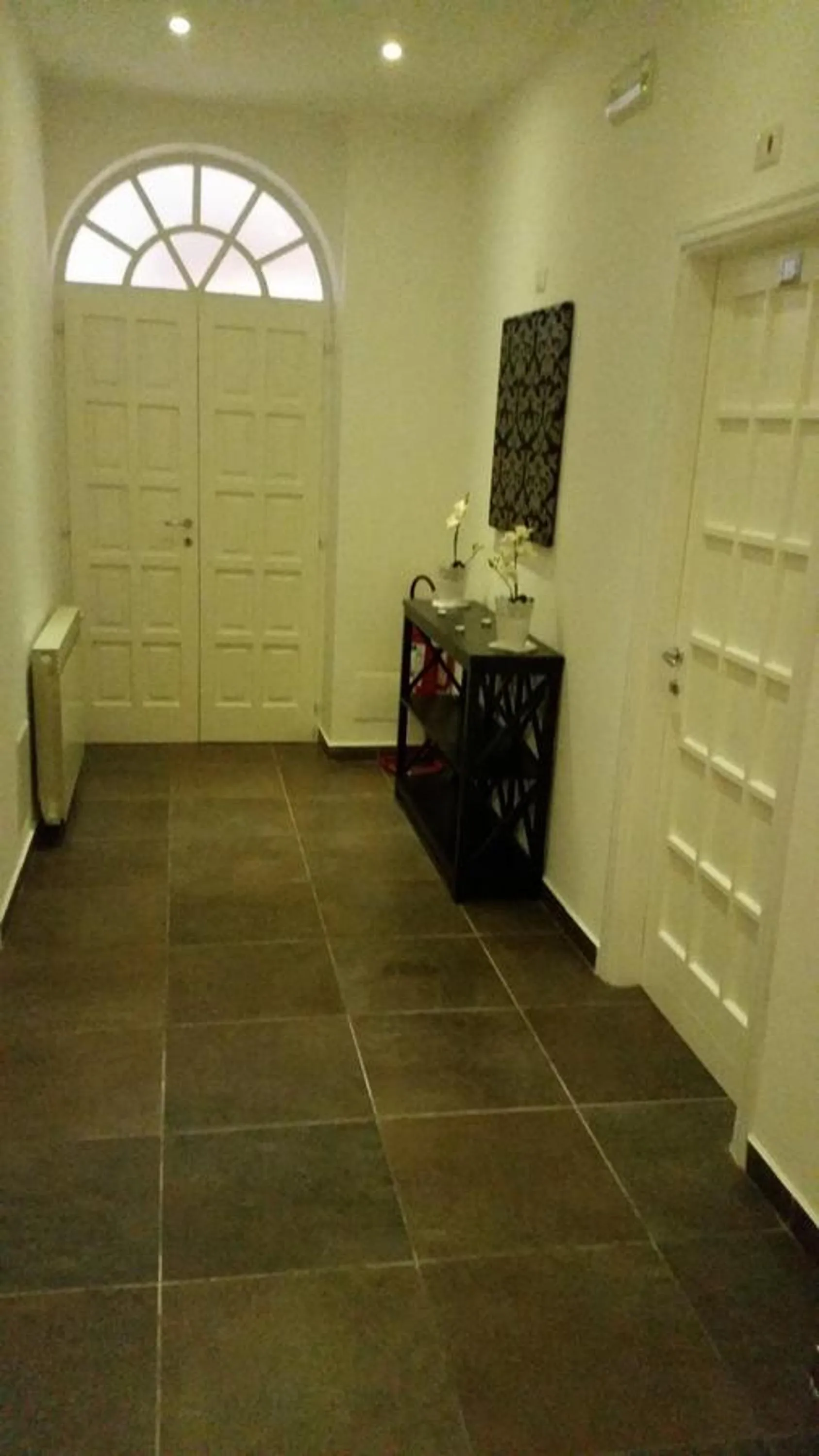 Decorative detail in Hotel Ascot