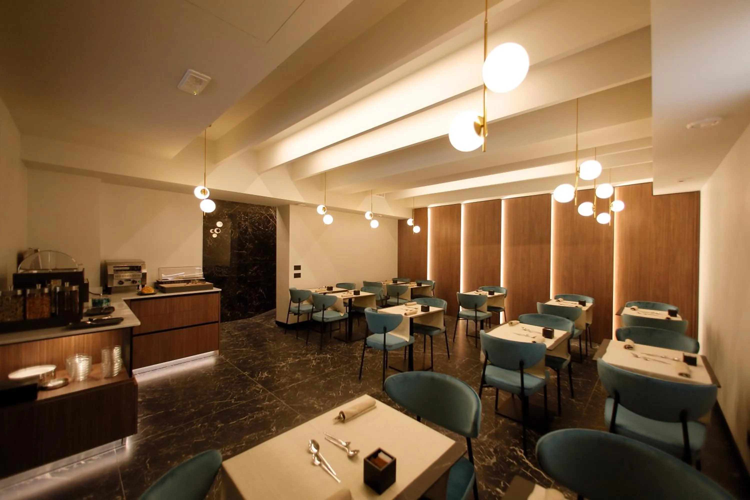 Breakfast in Hotel Namia by Dori