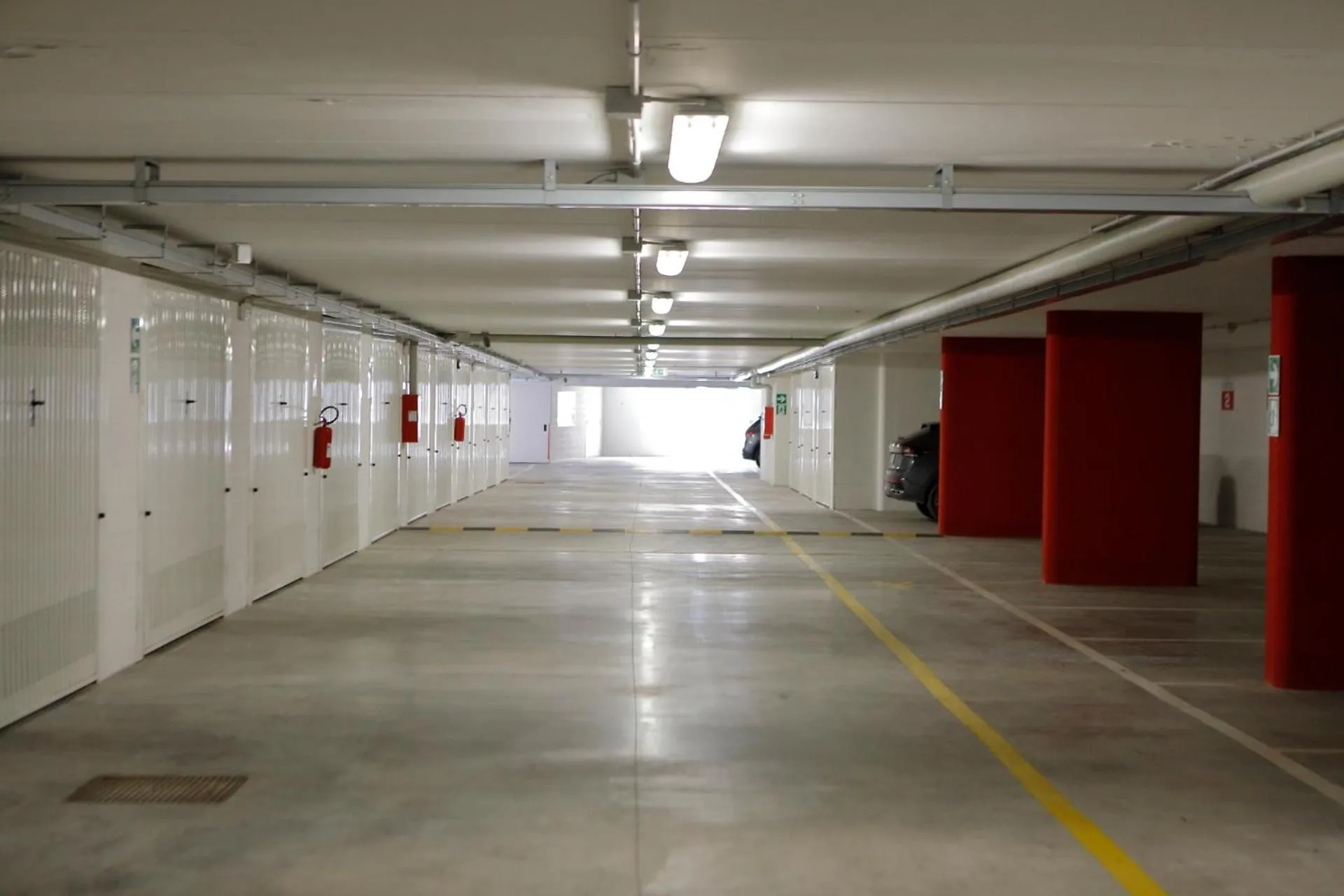 Parking in Hotel Namia by Dori