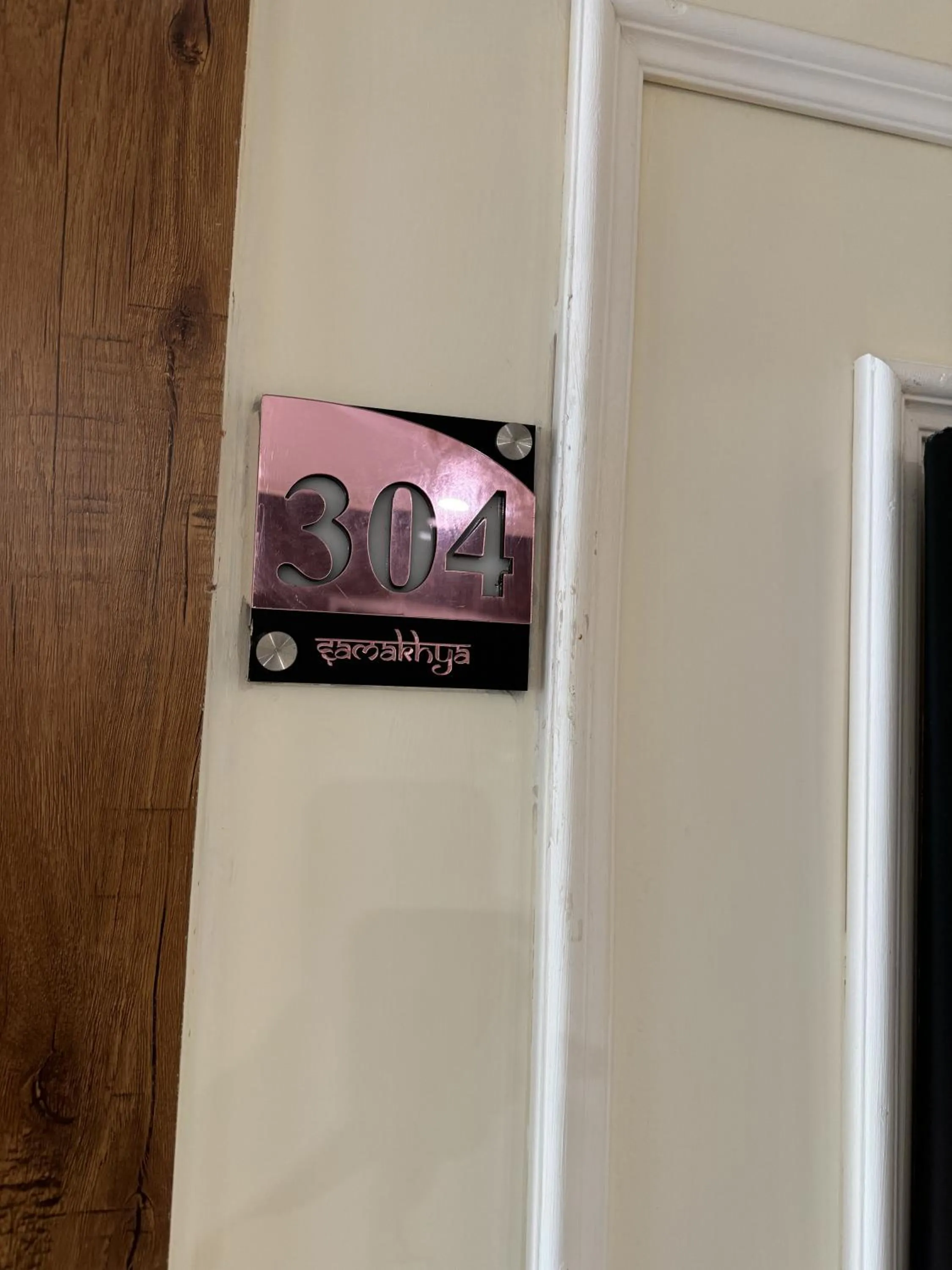 Bedroom in Hotel Nirvana Bliss, Behind Parmarth Niketan