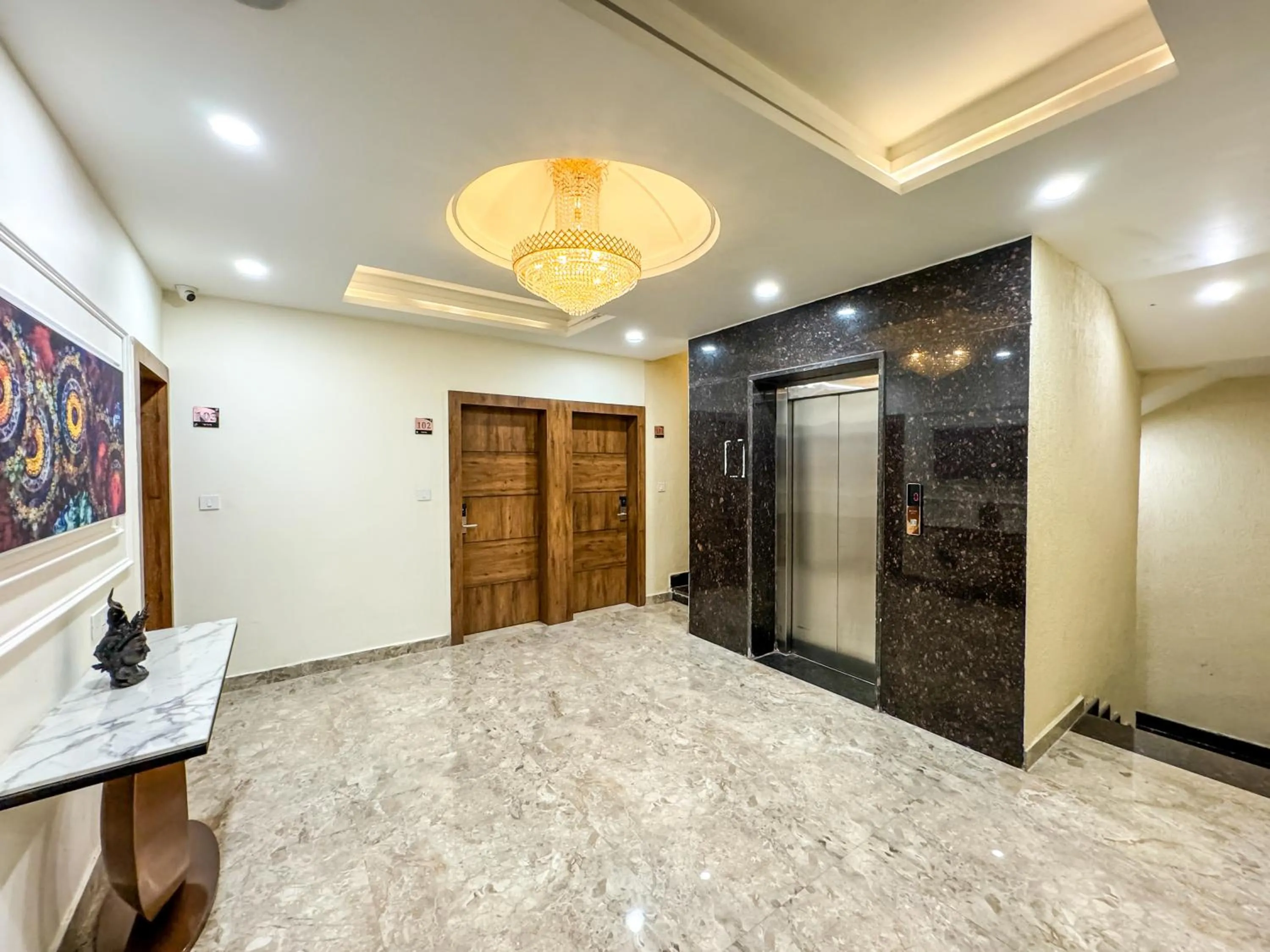 elevator in Hotel Nirvana Bliss, Behind Parmarth Niketan