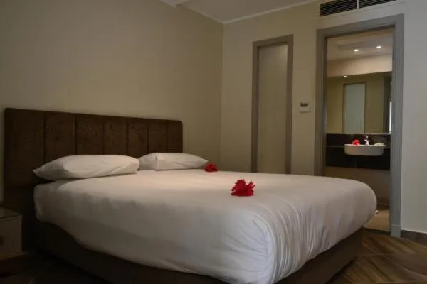 Bedroom, Bed in Rivoli Suites and Spa