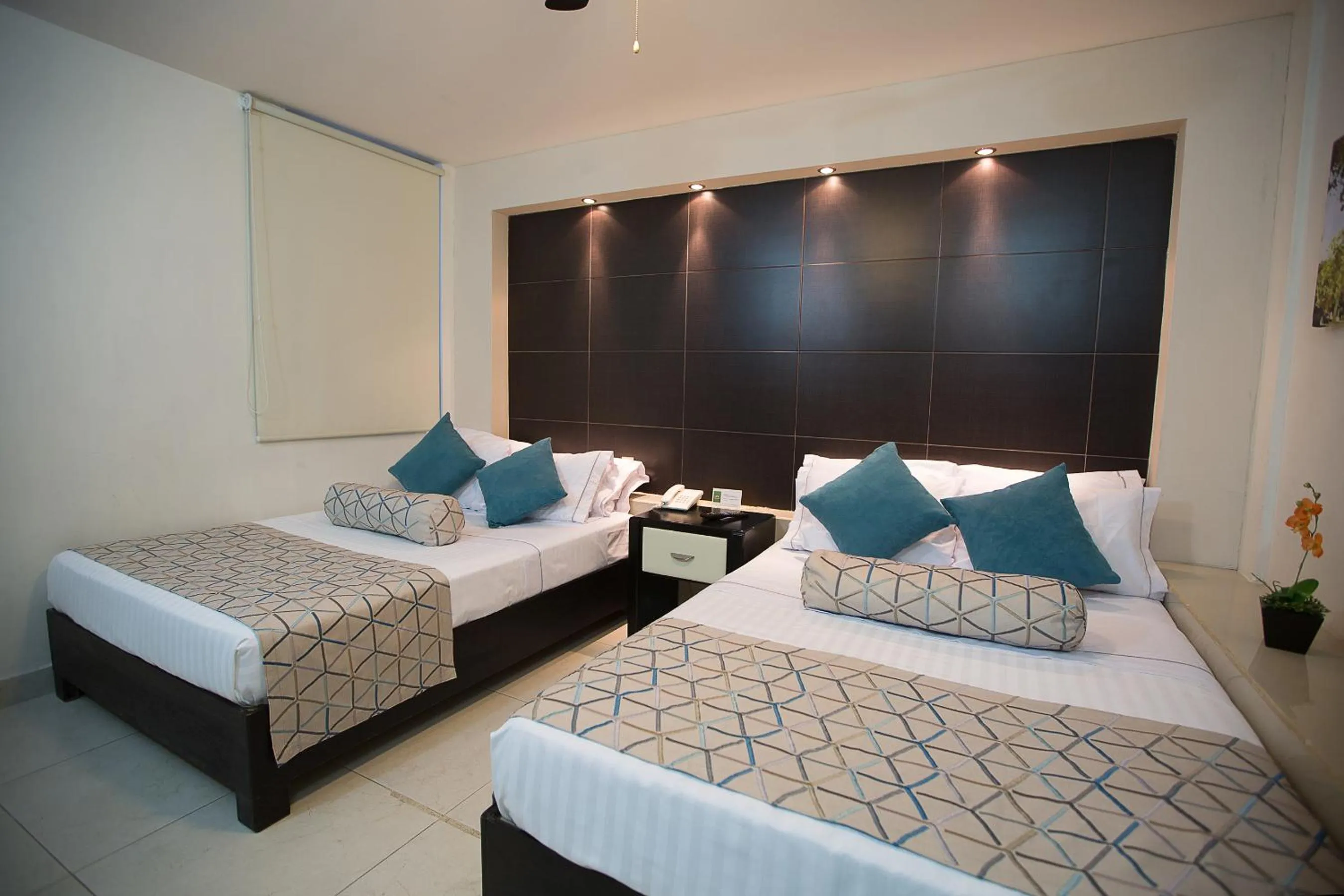 Bed in Hotel La Torre San Francisco