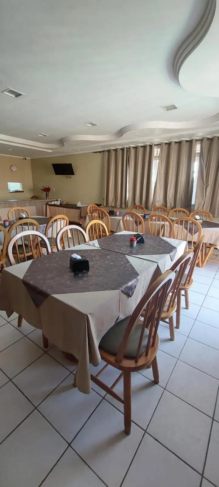 Restaurant/places to eat in Hotel Praia 2000