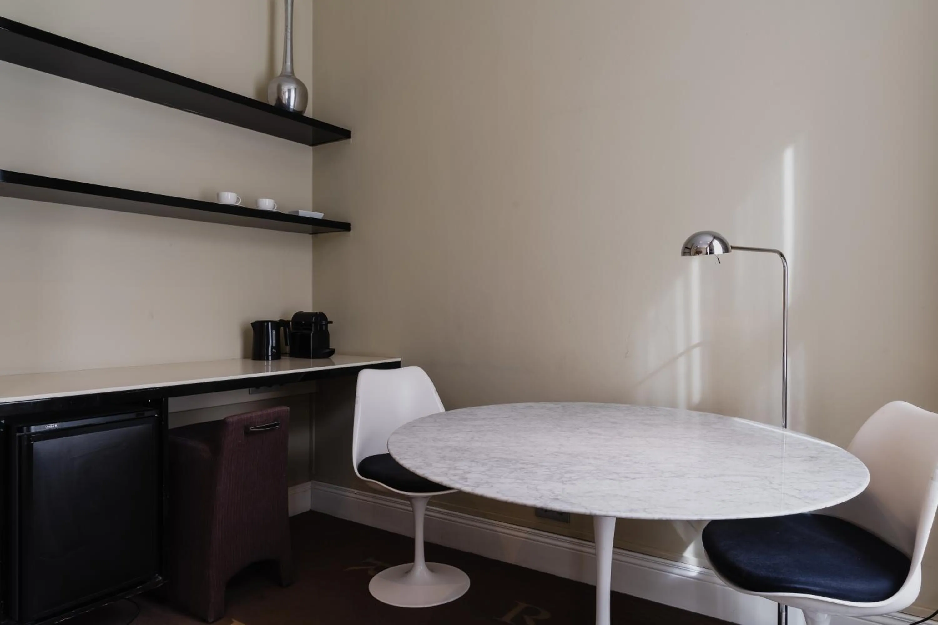 Coffee/tea facilities in Hotel Roemer Amsterdam