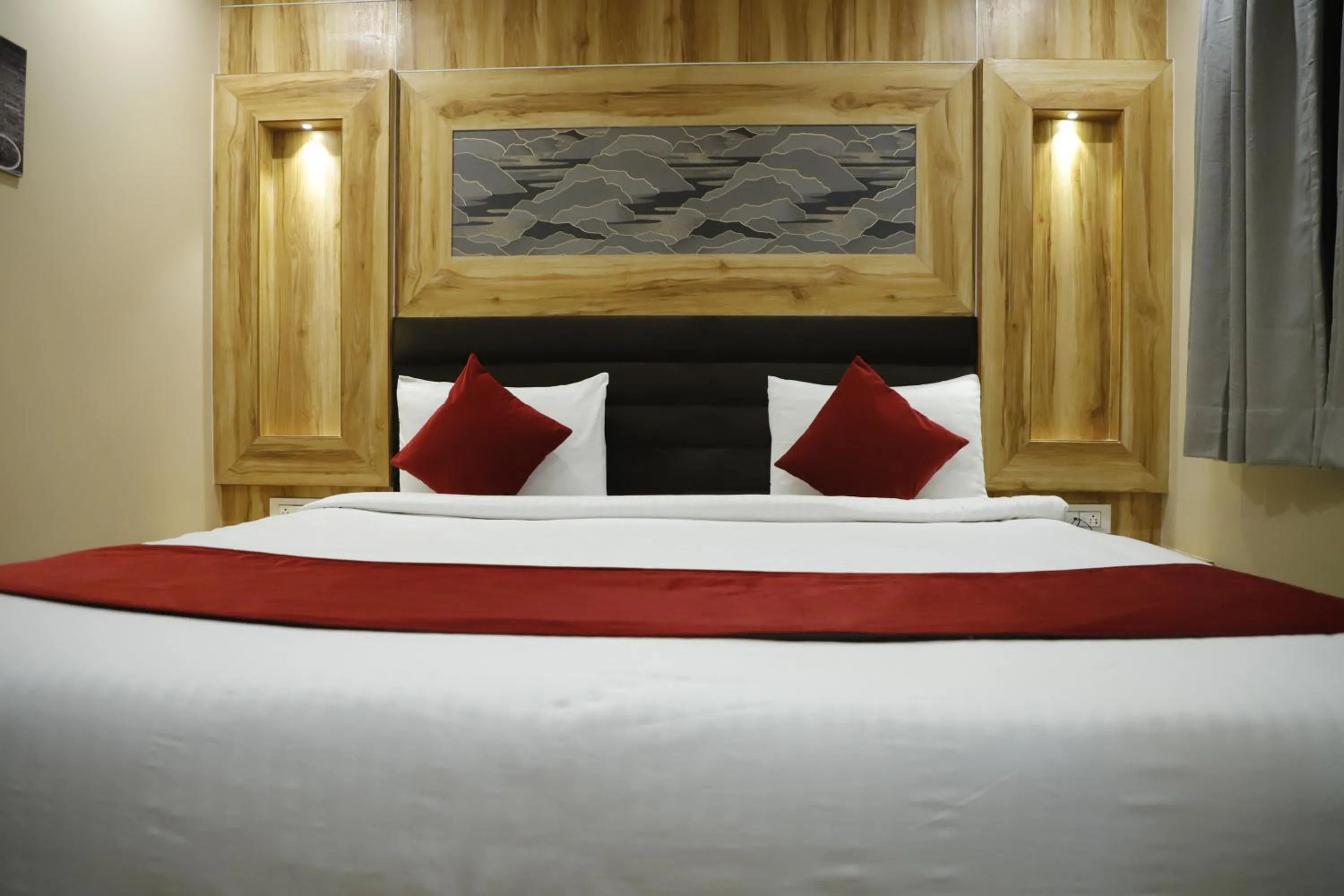 Bed in Hotel Trax International
