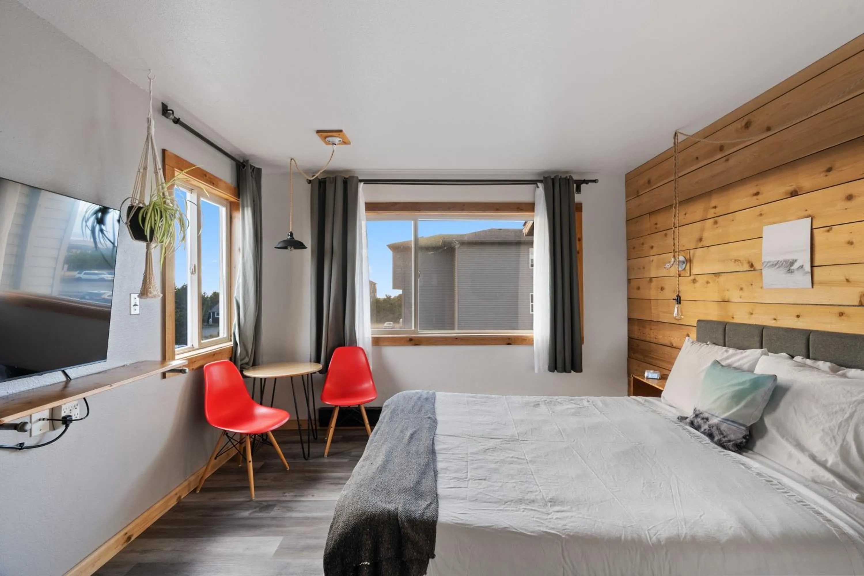 Bedroom, Bed in Adrift Hotel