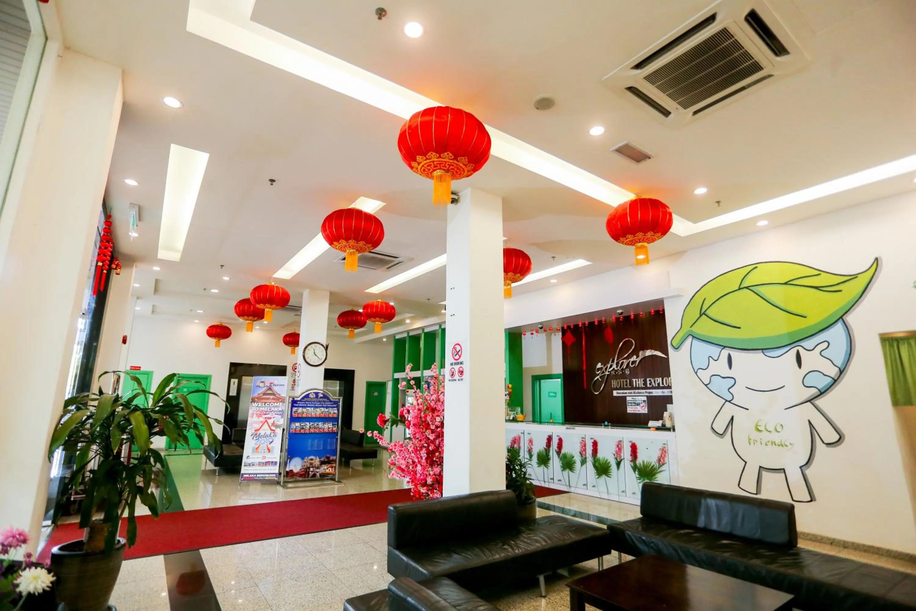 Living room in The Explorer Hotel