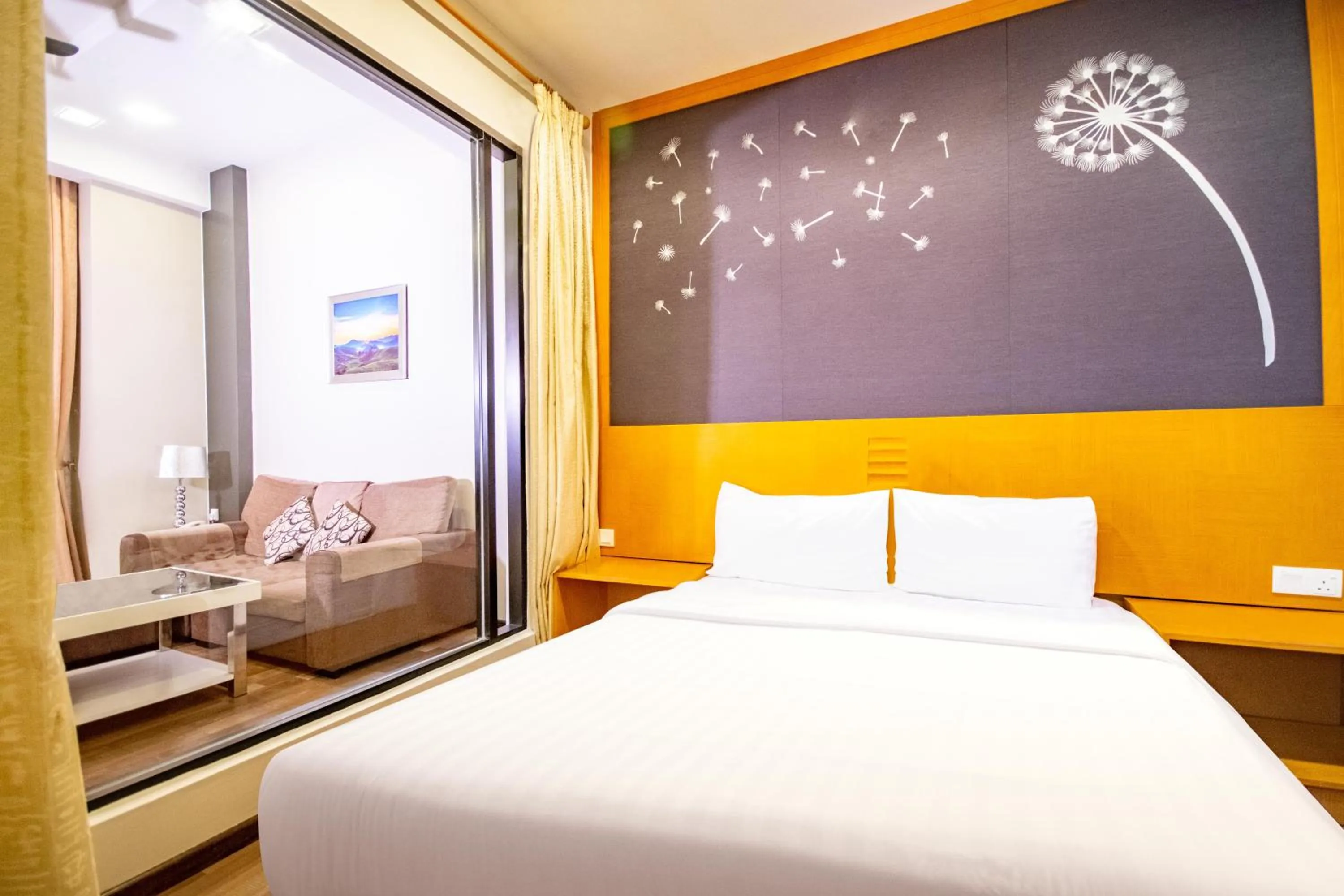 Bed in Nova Highlands Hotel