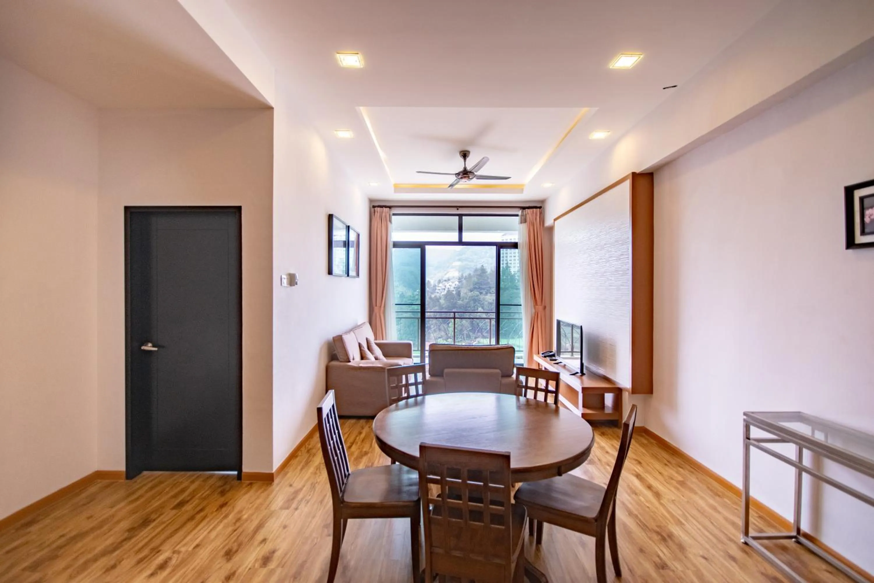 Nova Highlands Hotel