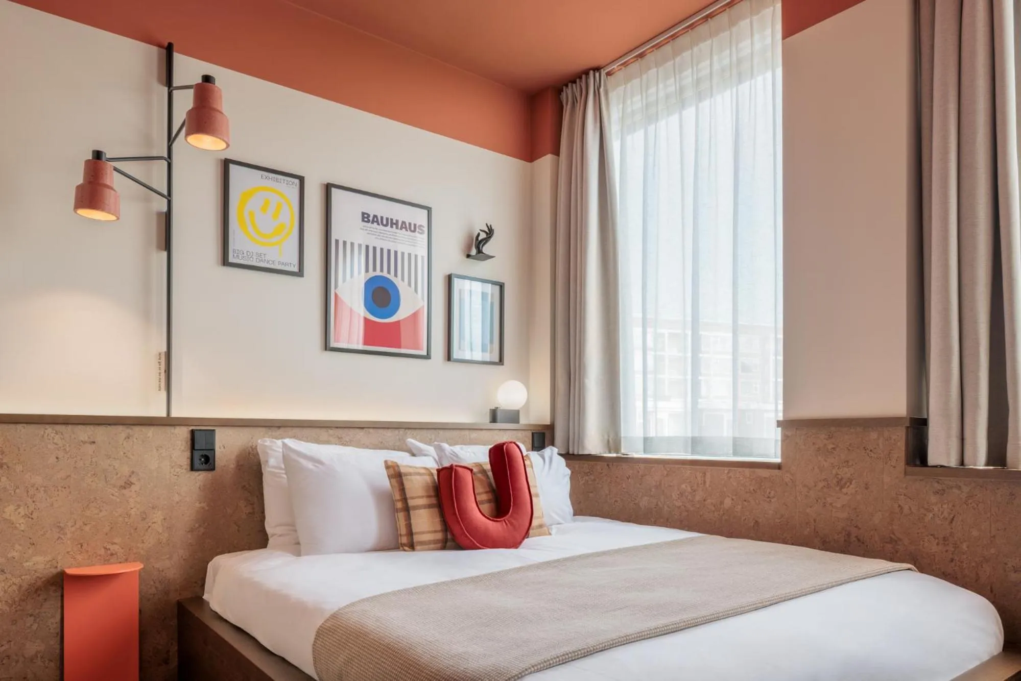 Bedroom, Bed in The Usual Rotterdam