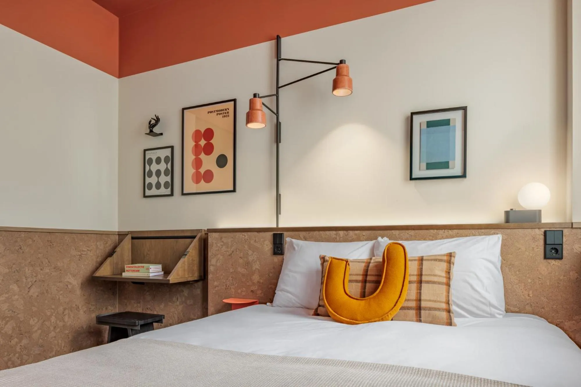 Bedroom, Bed in The Usual Rotterdam