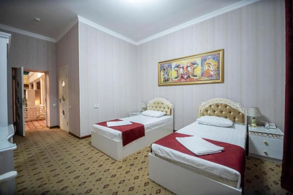 Bed in Reikartz Modarixon Bukhara