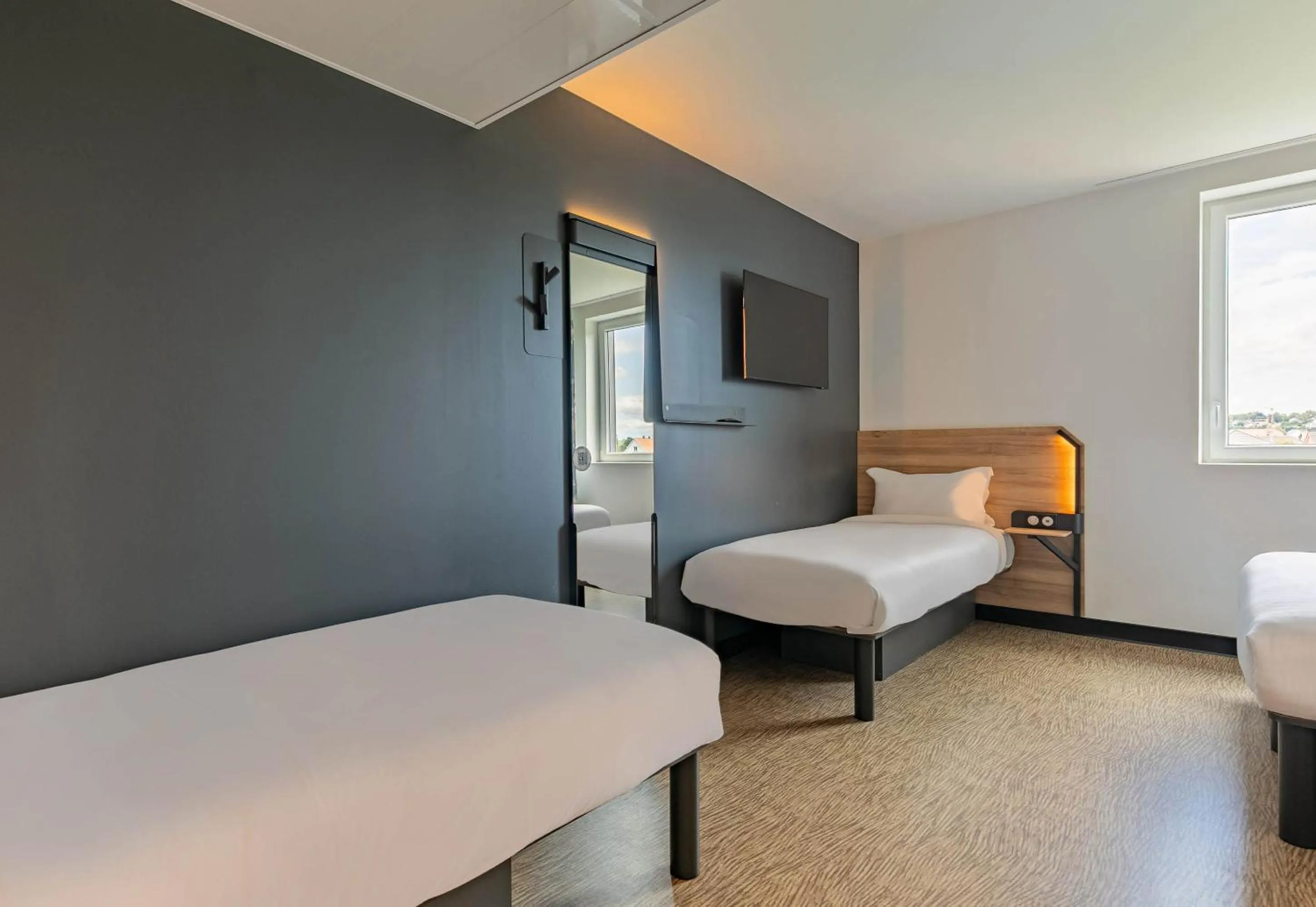 Bedroom, Bed in B&B HOTEL Mulhouse Bâle Aéroport