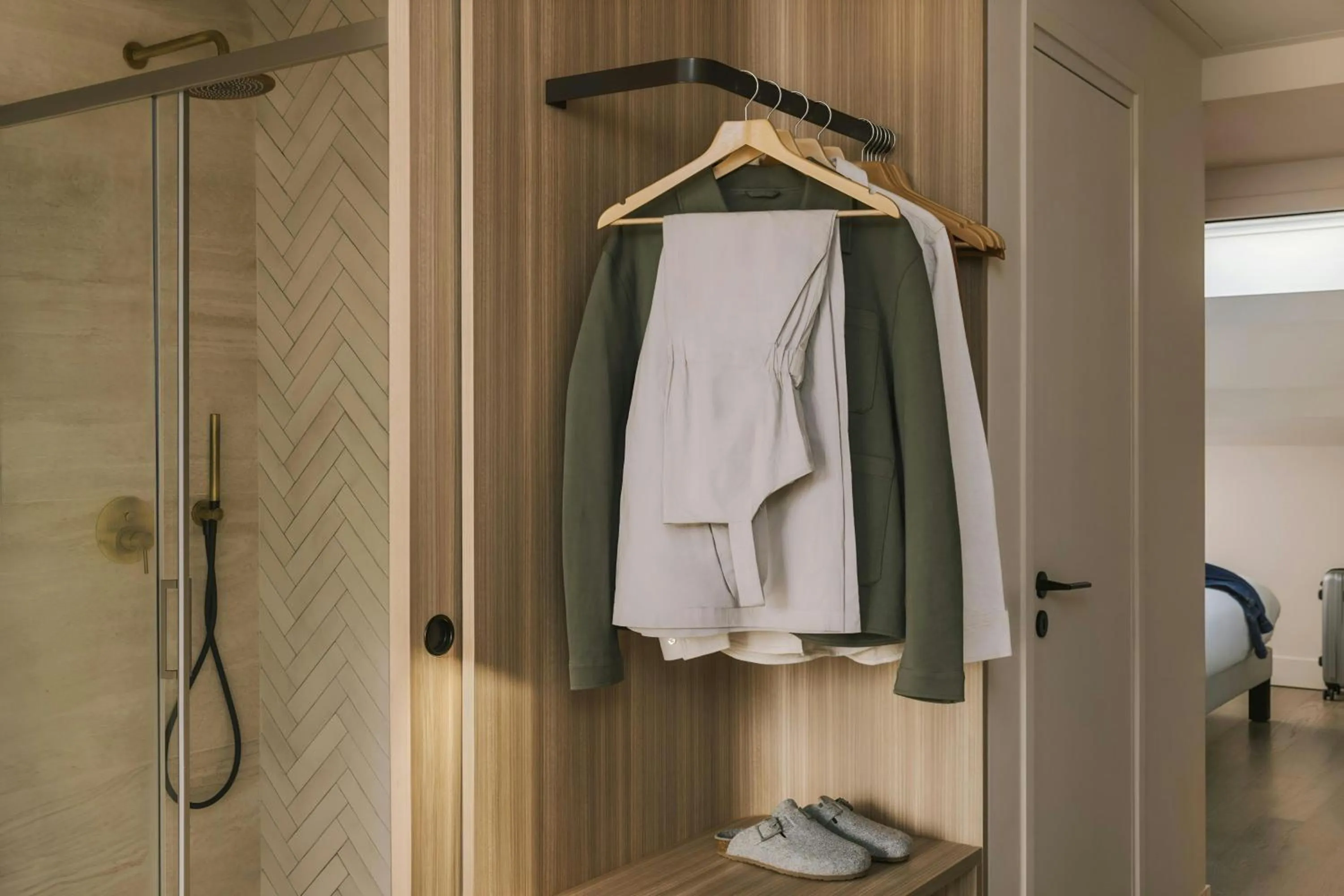 Bathroom in Yelo Mozart Hotel Les Musiciens, Sonder by Marriott Bonvoy