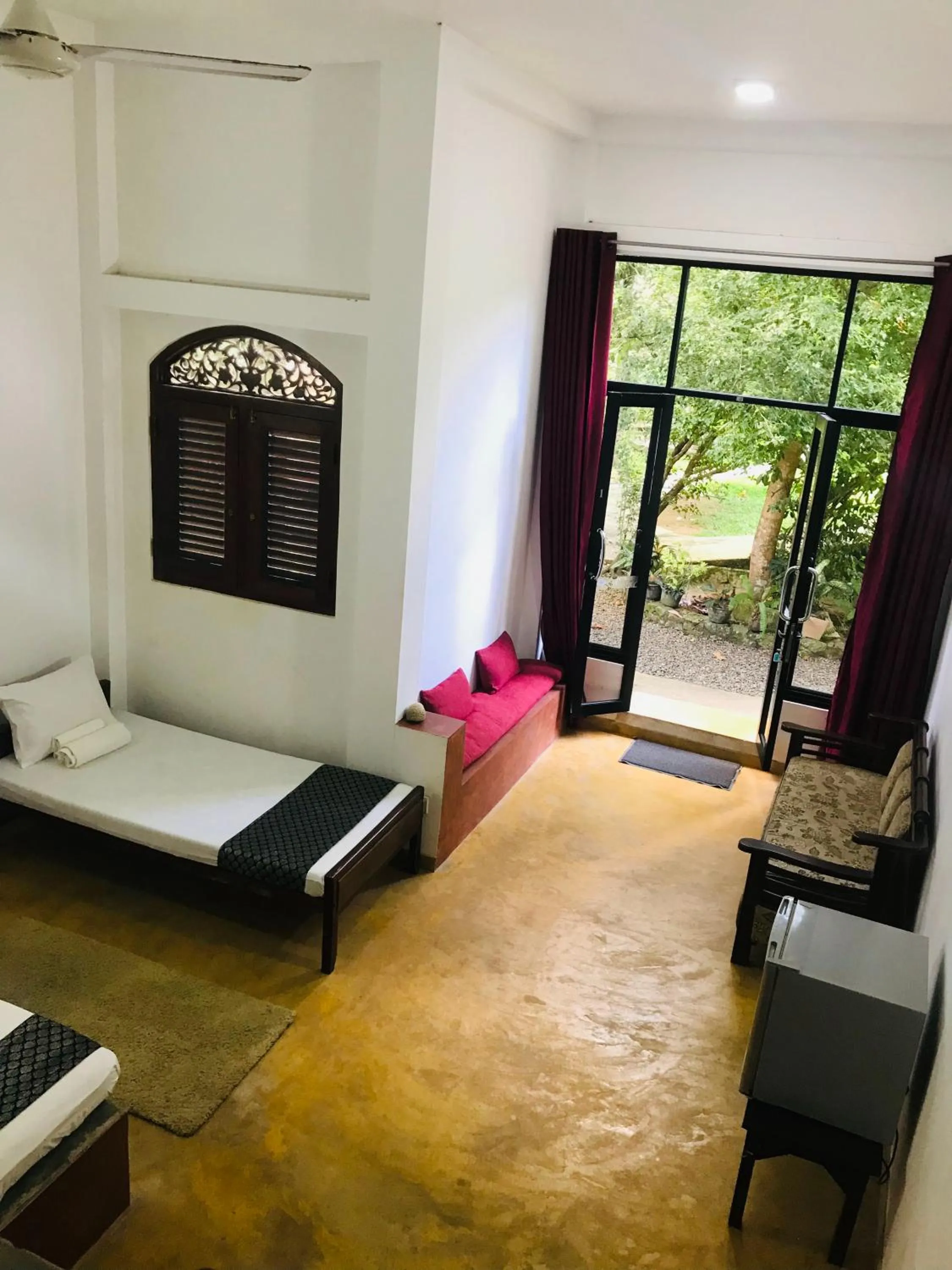 Standard Triple Room in Leijay Garden Retreat
