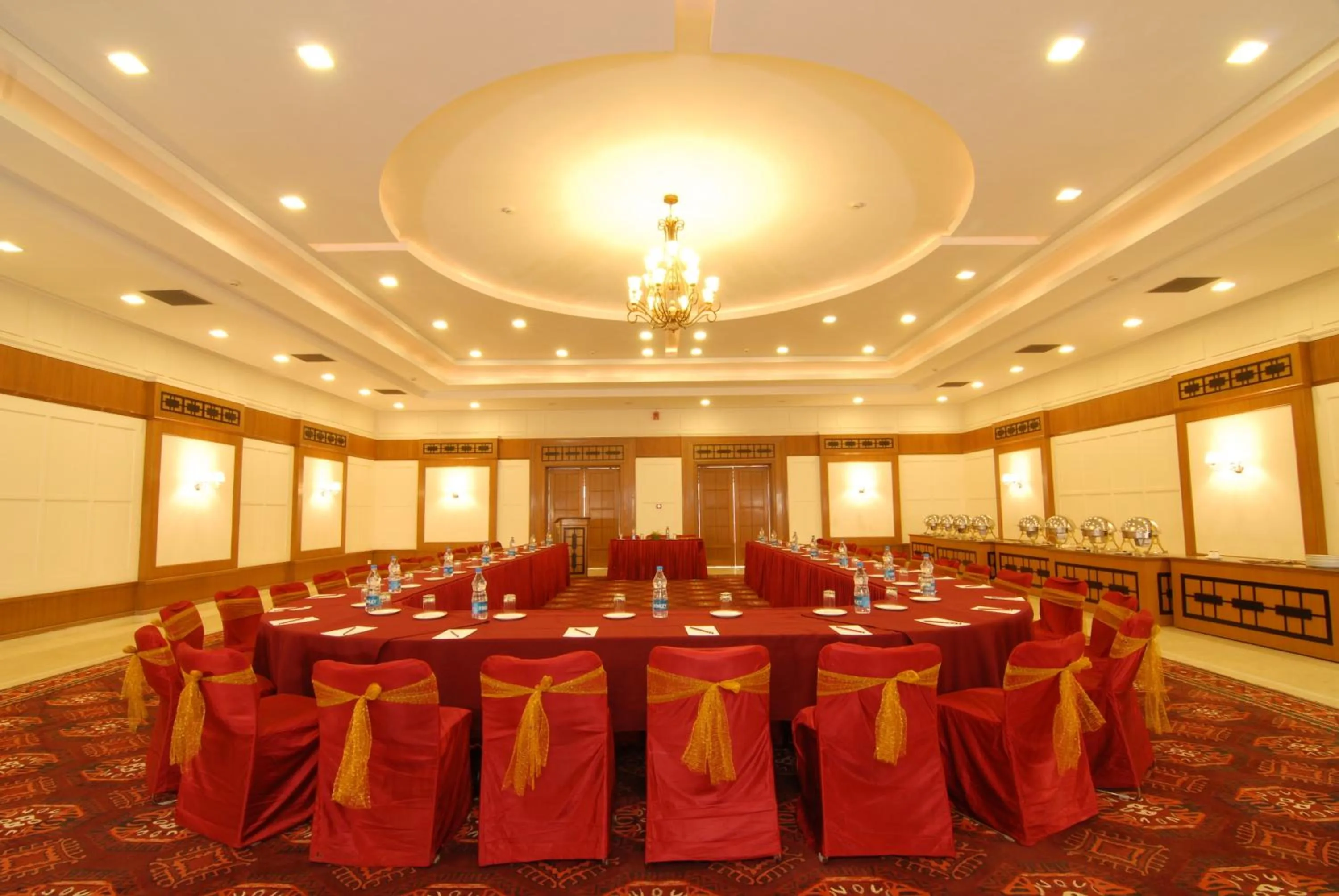 Banquet/Function facilities in Chanakya Bnr Hotel