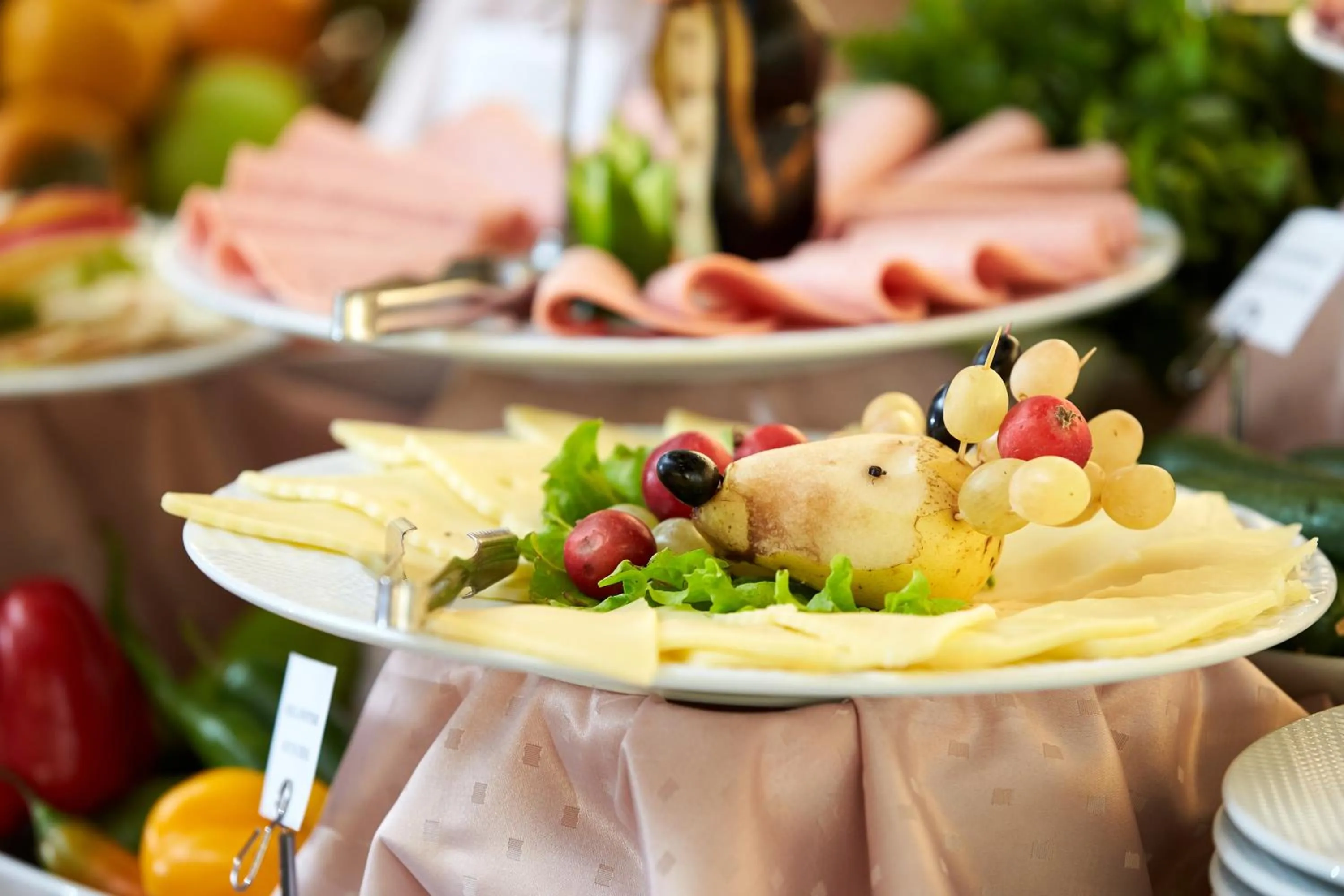 Food and drinks, Food in Boulevard Side Hotel