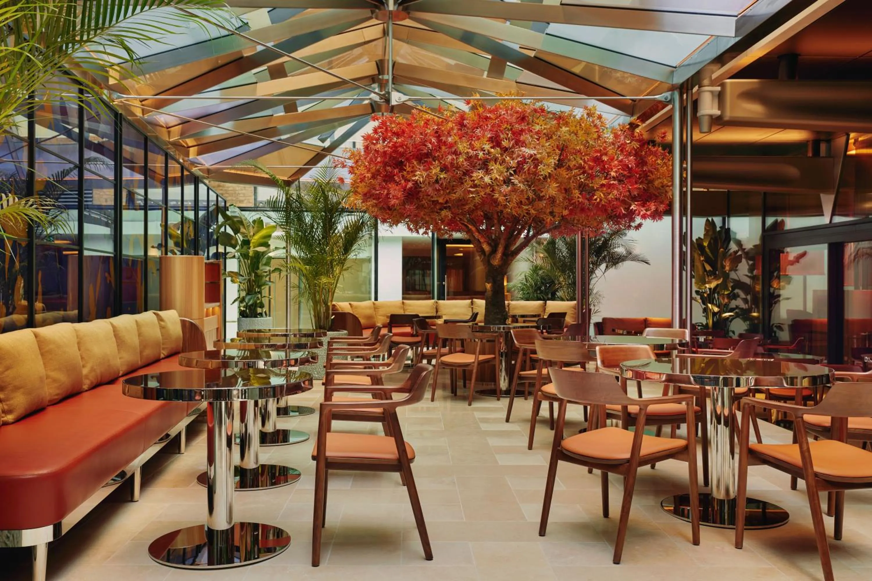 Restaurant/places to eat in The Emory, Maybourne